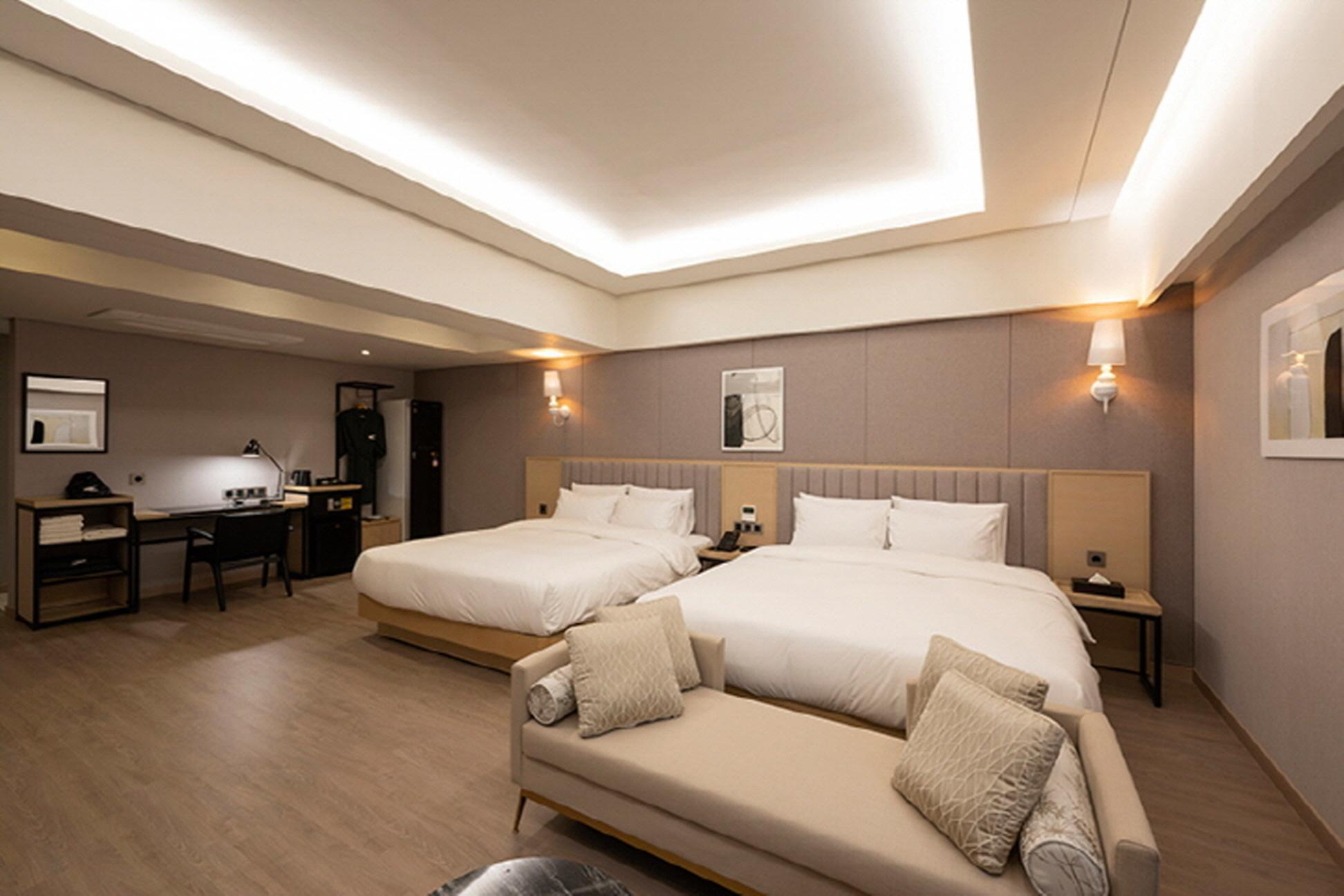 Yeonsan Hound Hotel