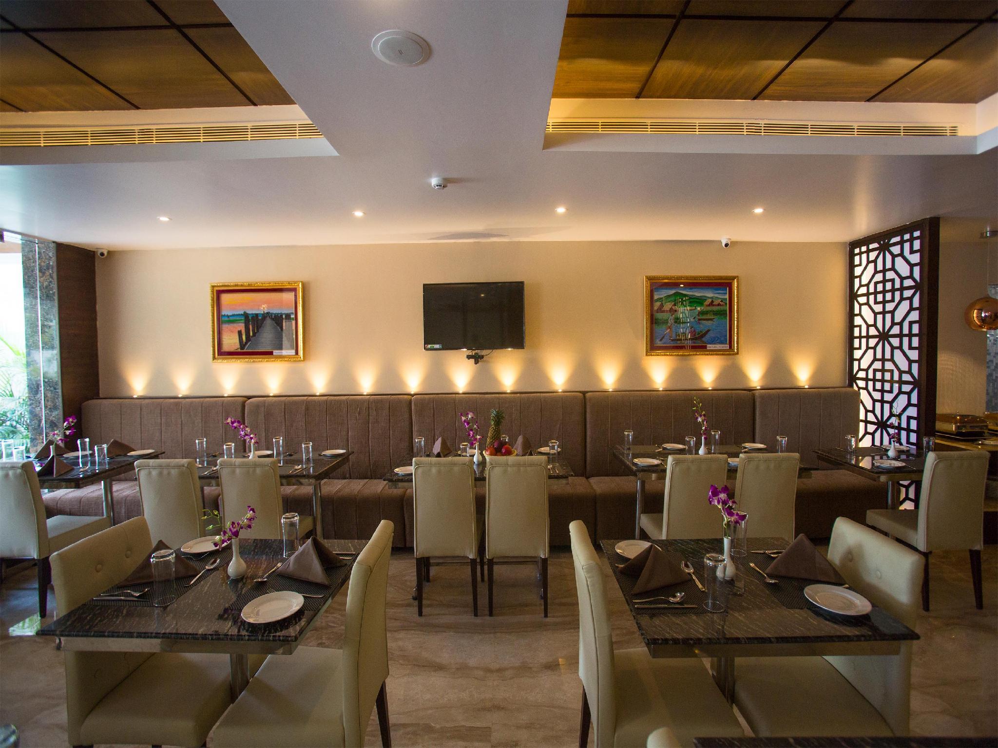 Crossway Parklane Airport Hotel Chennai