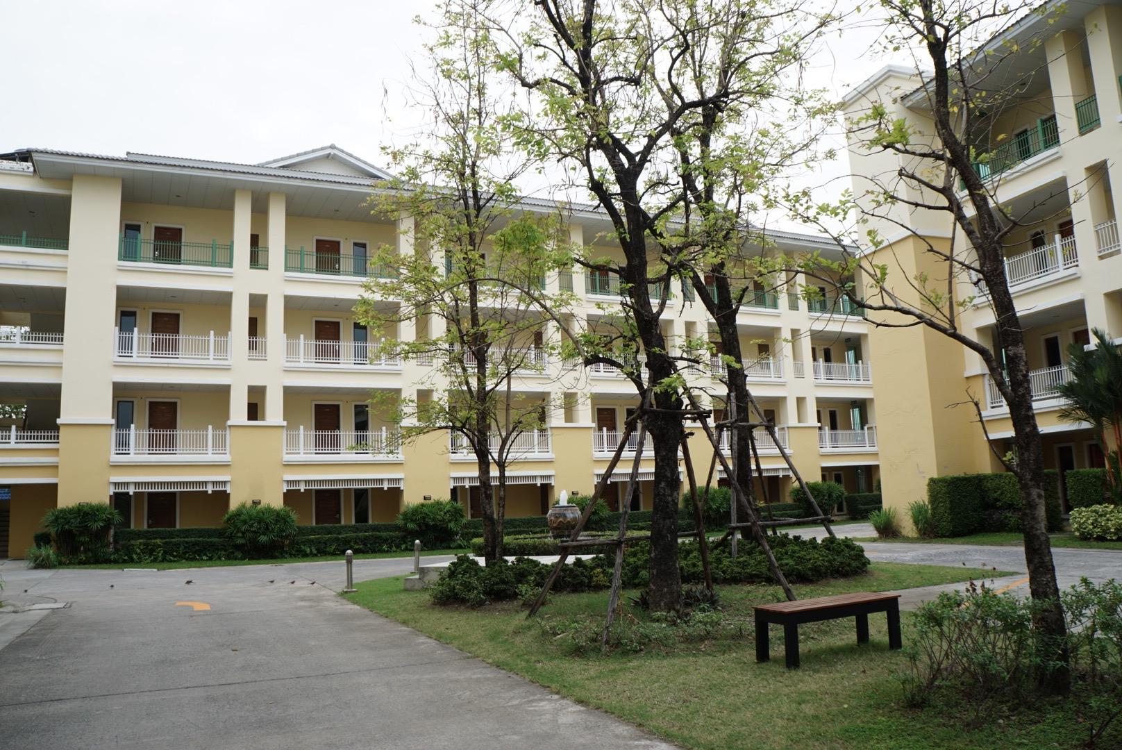 The One Residence Hotel