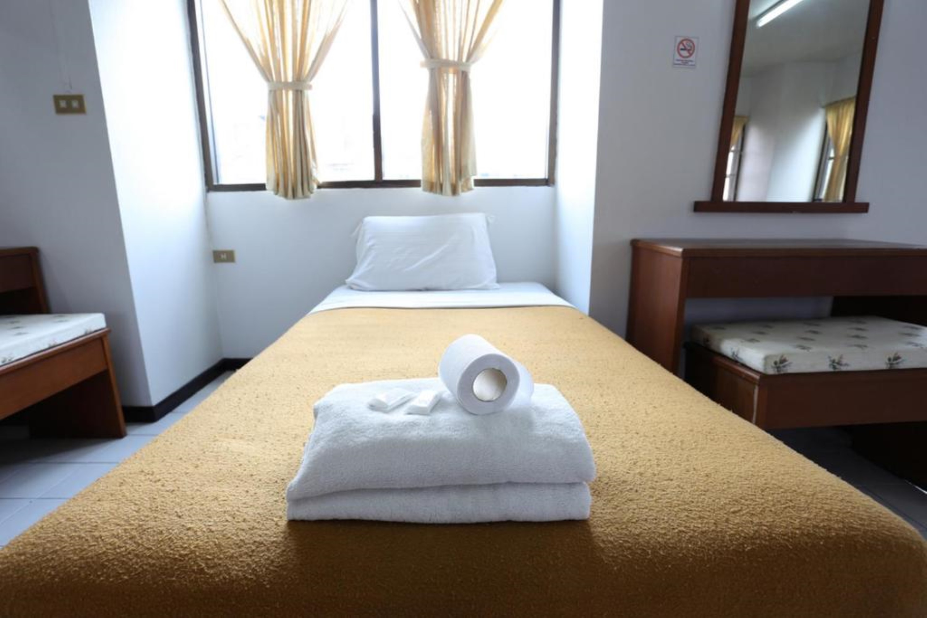 Chomdoi House Hotel by null