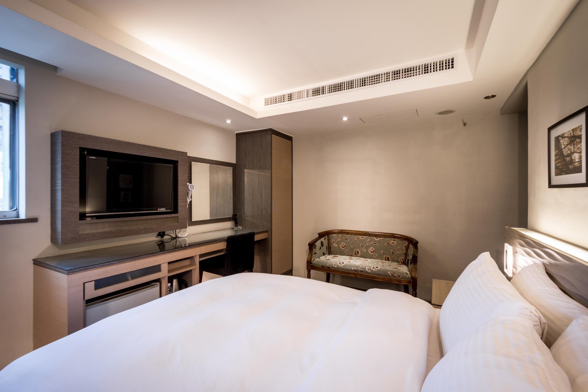 Royal Garden Hotel