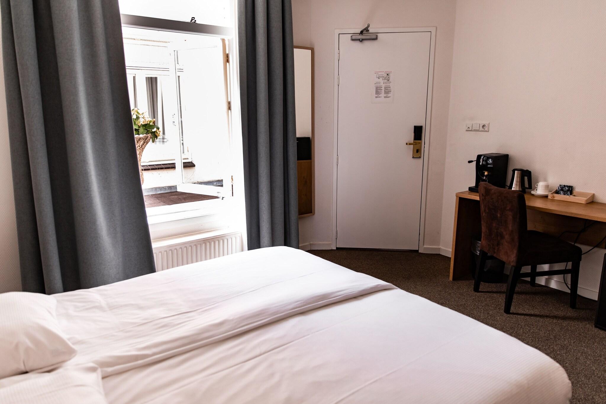 Ambassador City Centre Hotel by null