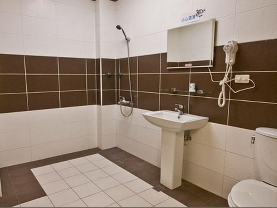 Yue Jing Commercial Hotel
