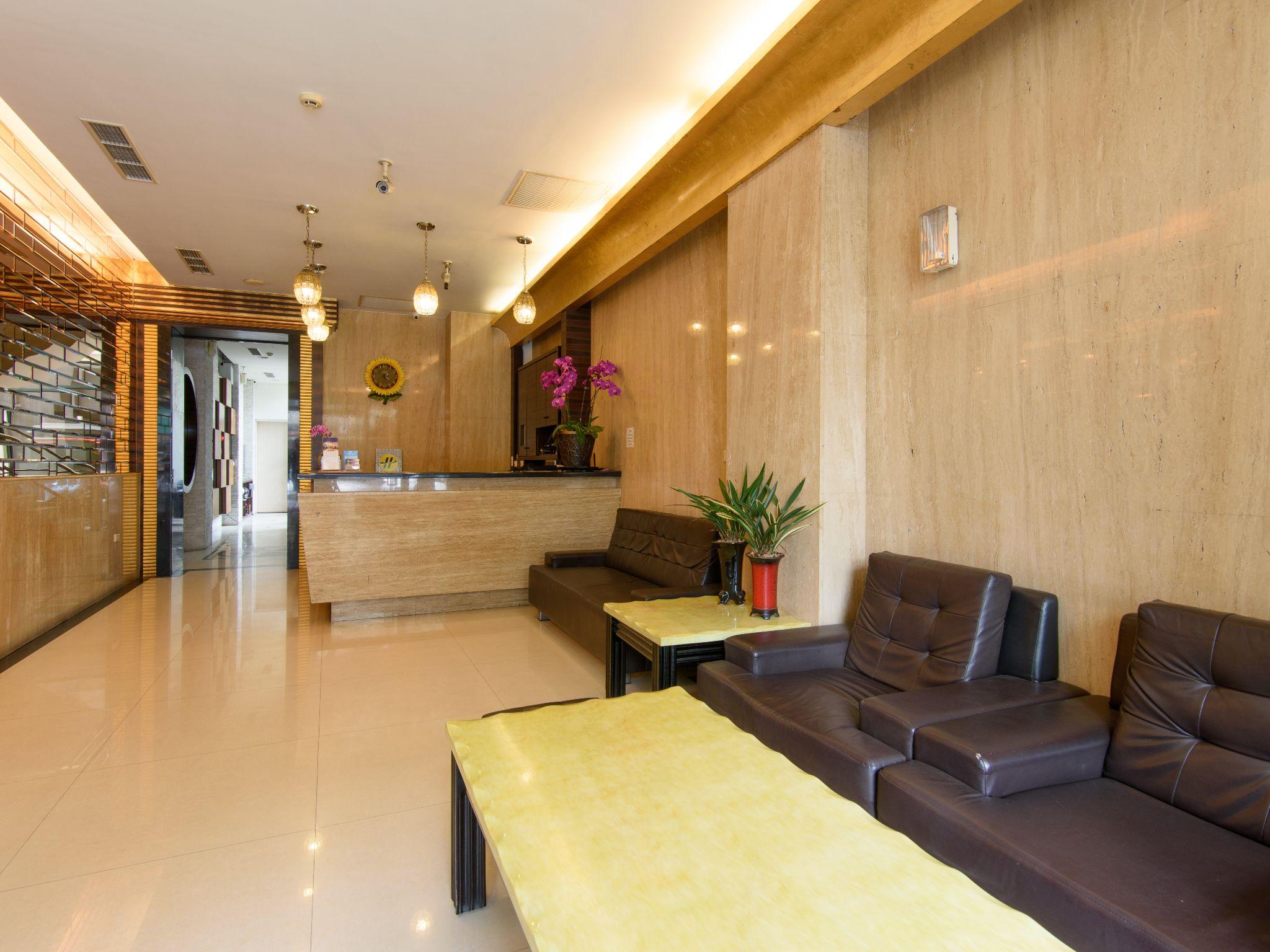 Harbor Elite Hotel