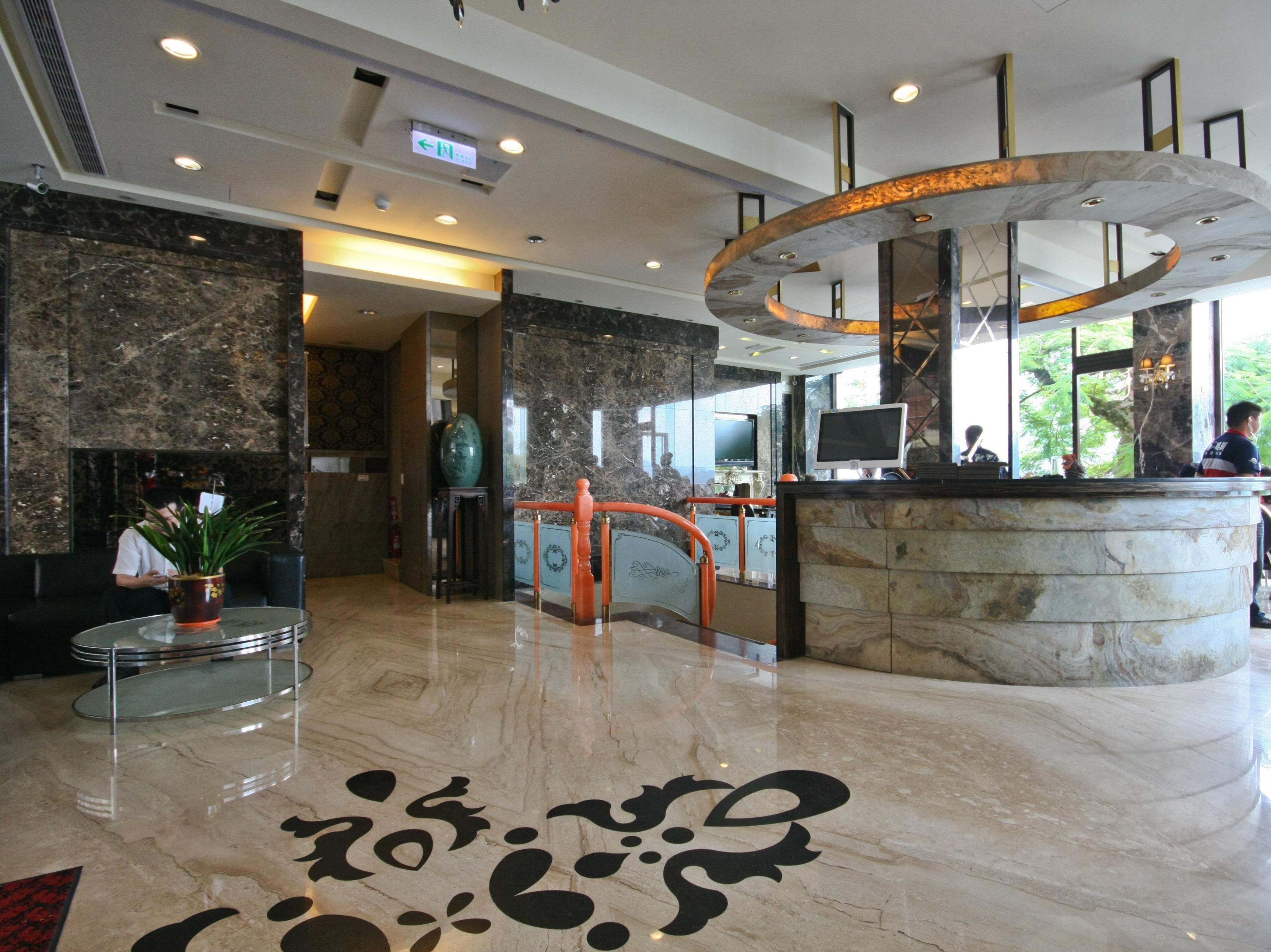 Harbor Resort Hotel