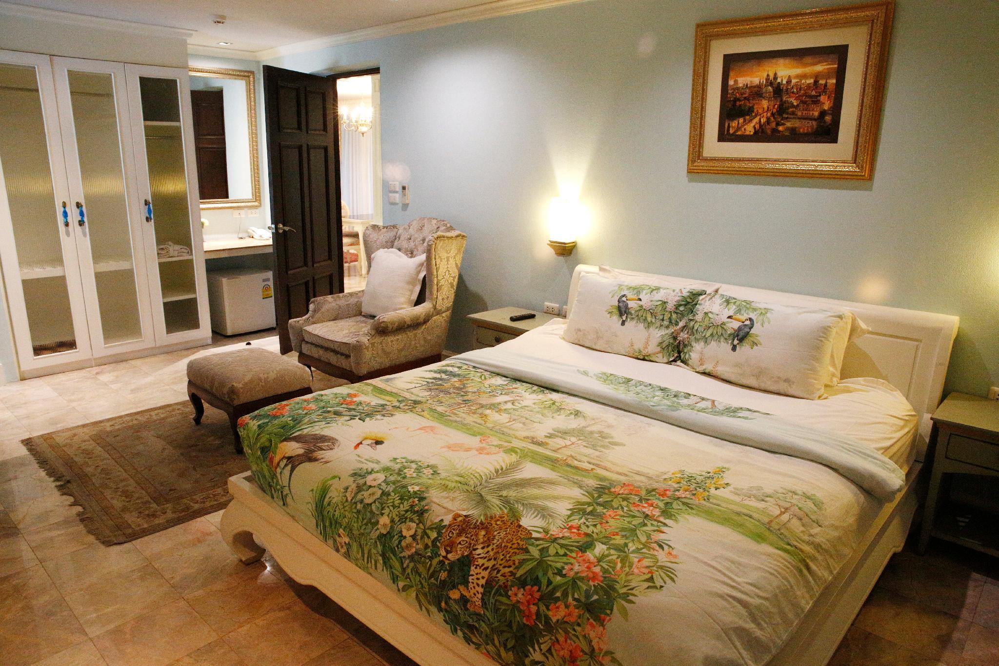 At Pingnakorn Huaykaew Chiangmai Hotel by null