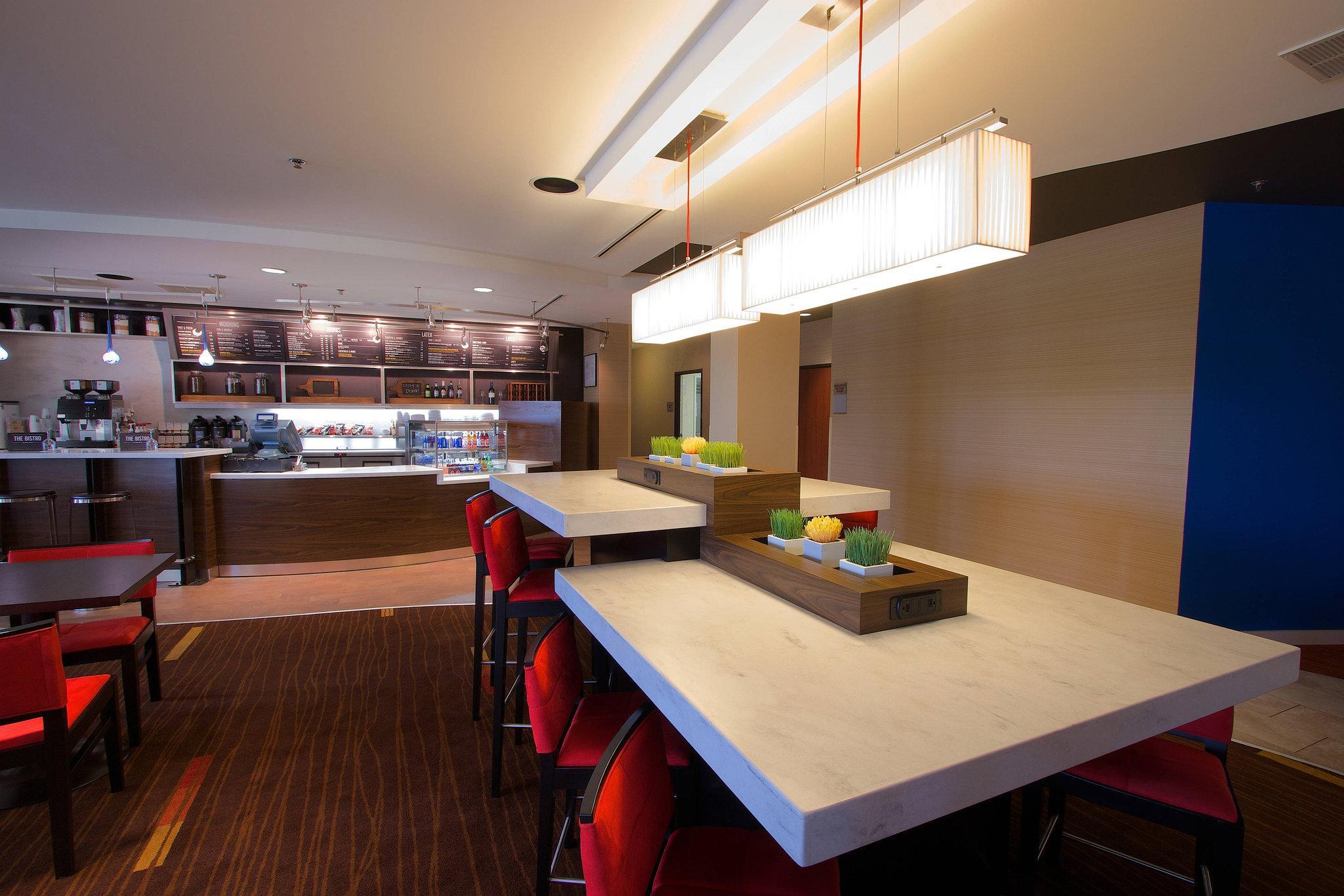 Courtyard By Marriott Blacksburg