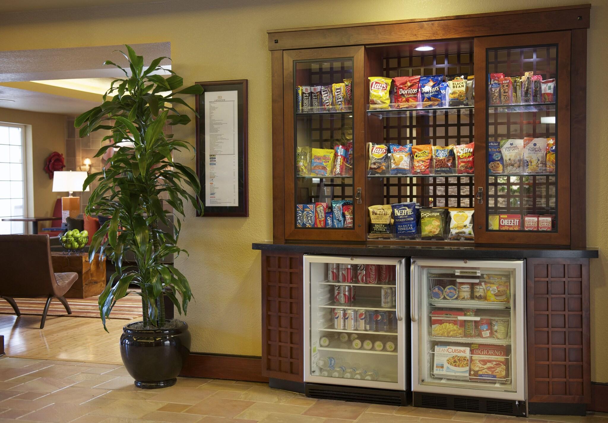 Larkspur Landing Extended Stay Suites Campbell
