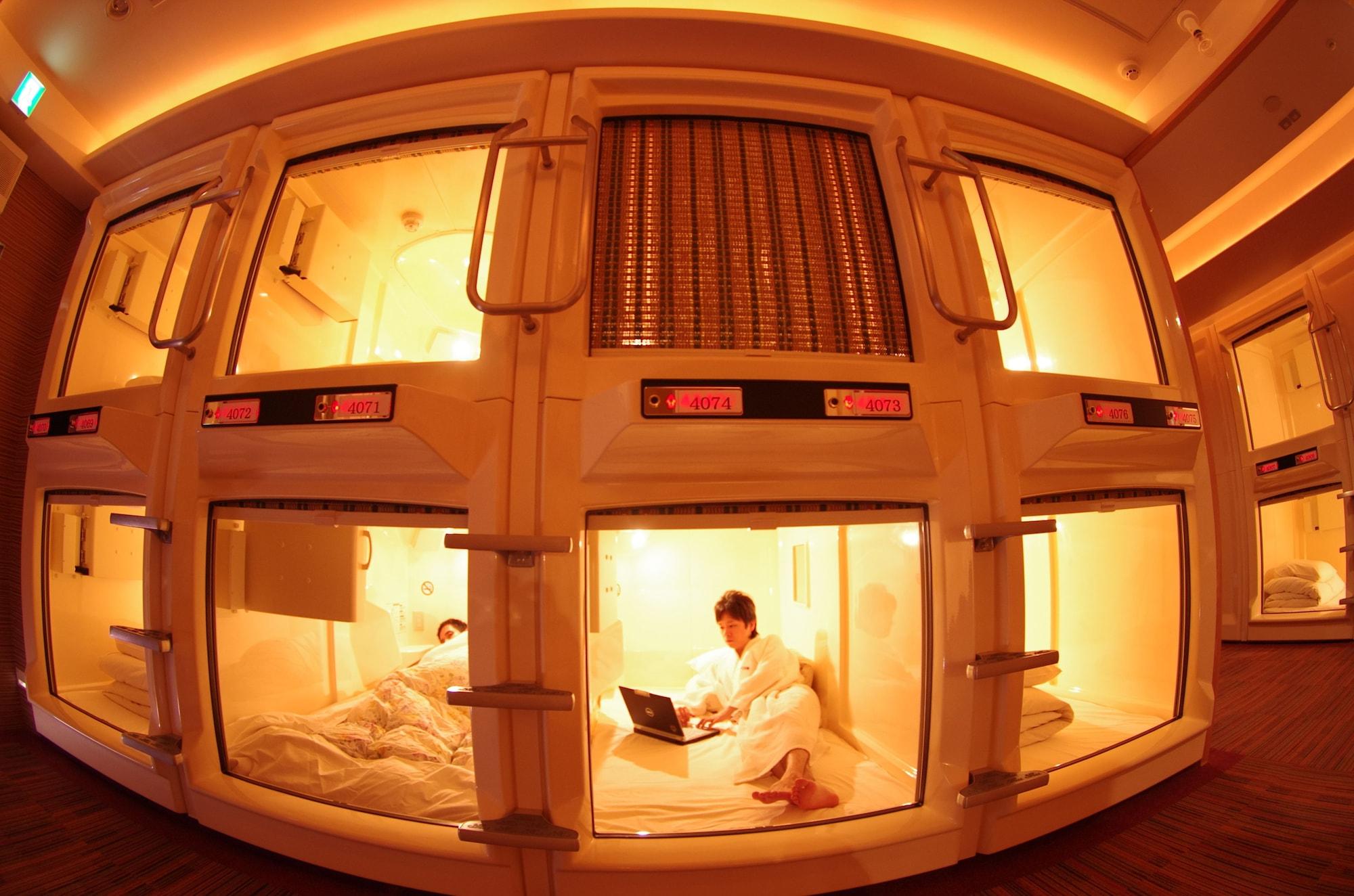 Capsule Inn Osaka by null