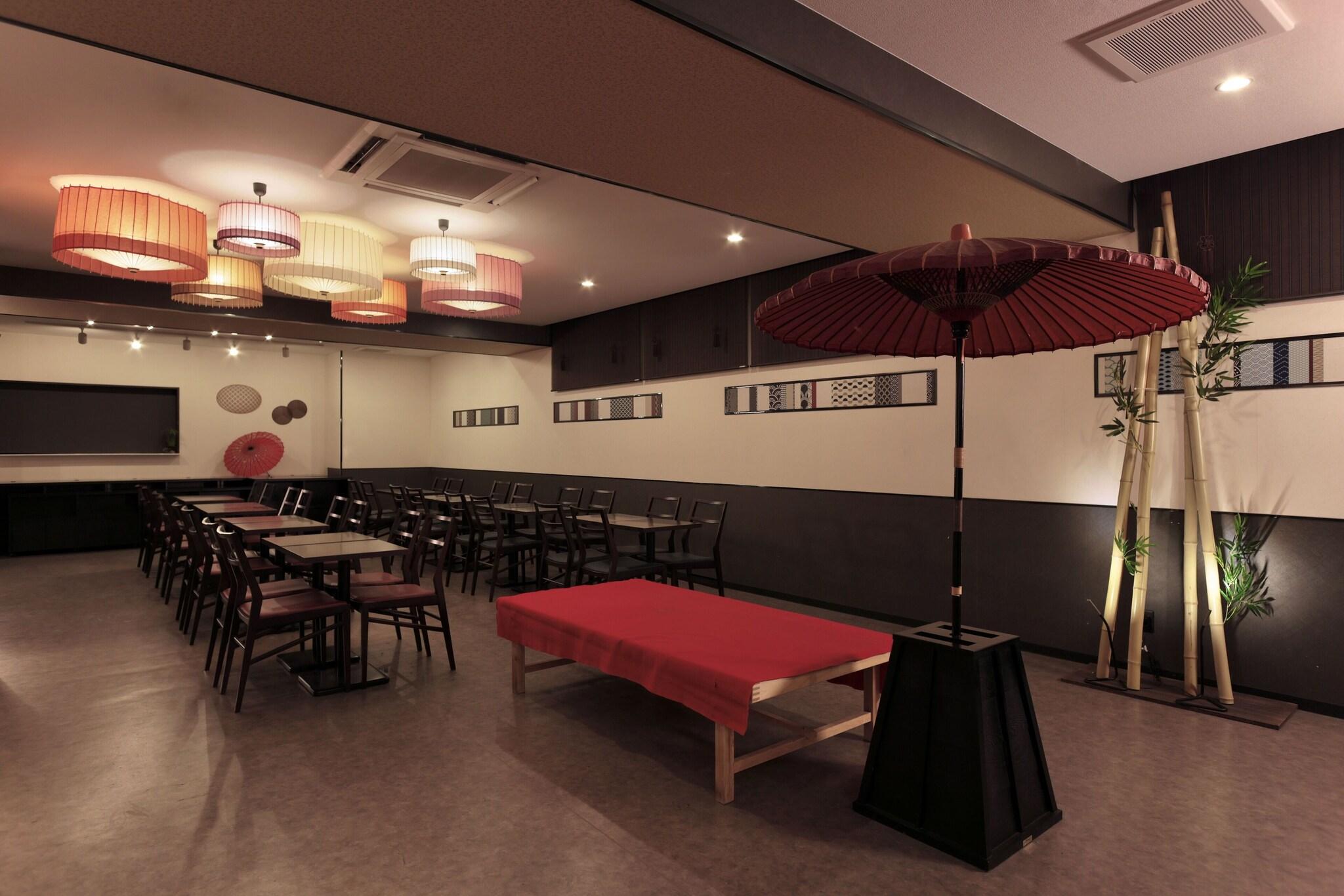 Kuromon Crystal Hotel