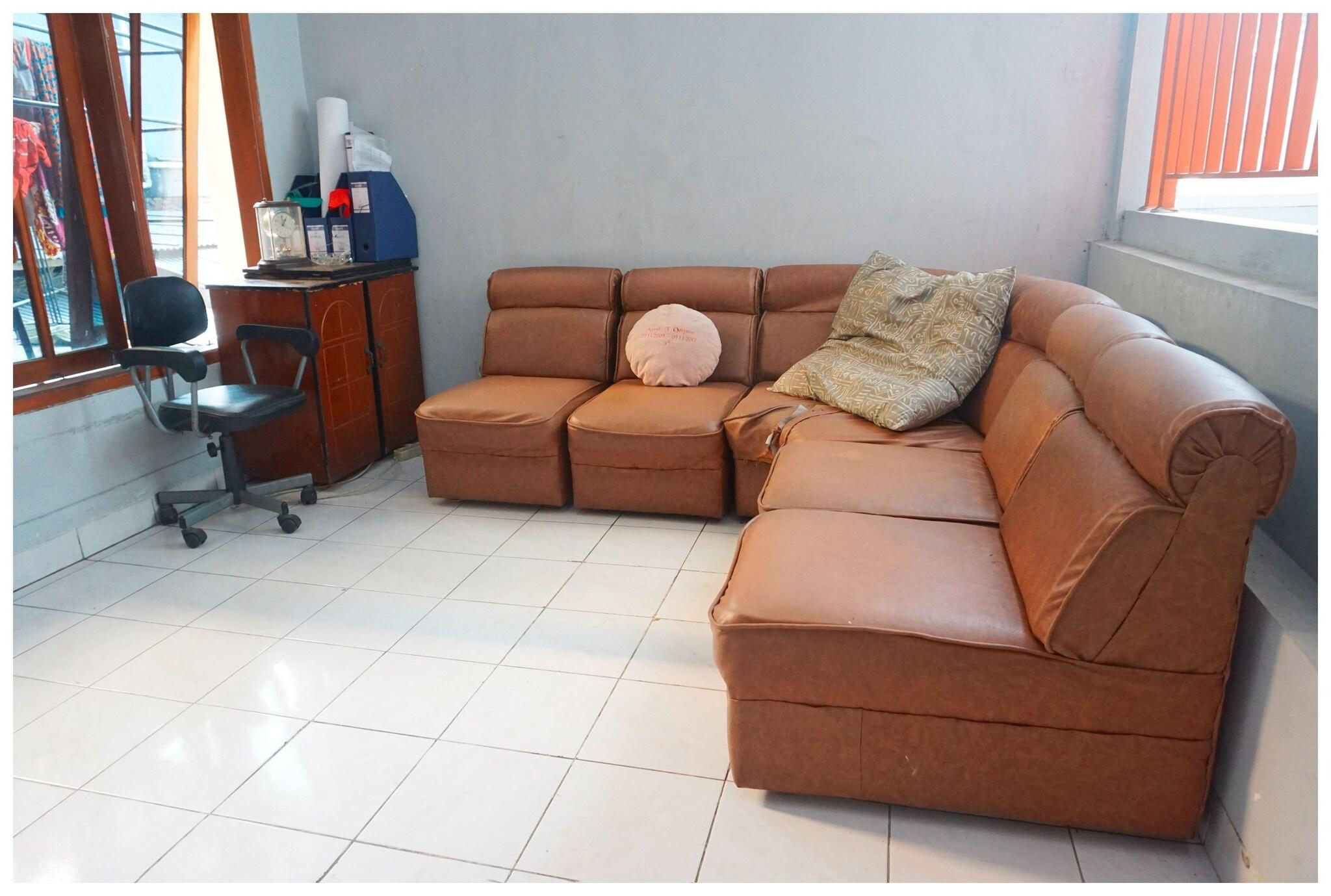 Lobby 3, Budi House Food Station, Bandung