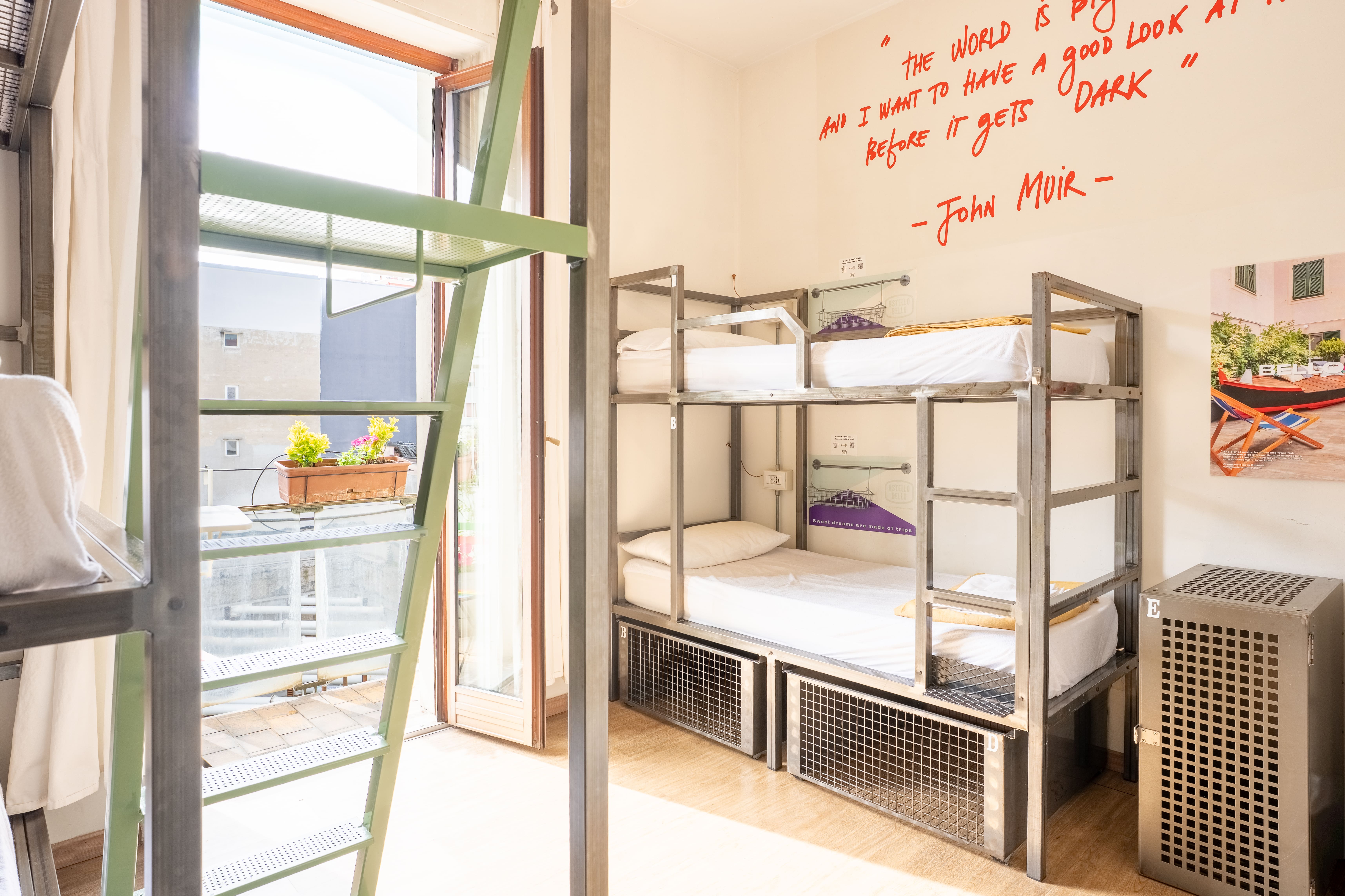 Shared room, female dormitory, 5 guests