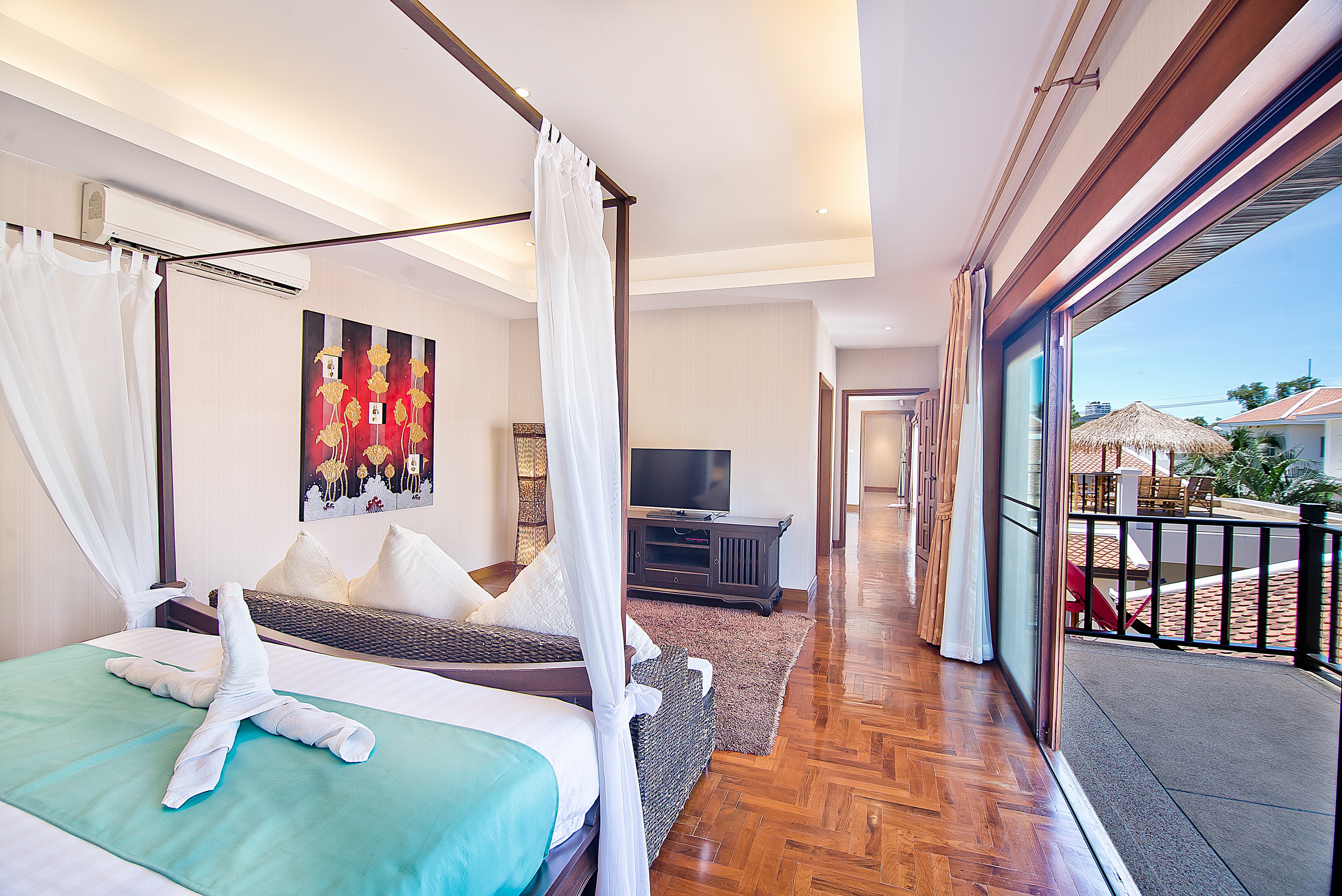 Tropicana Pool Villa