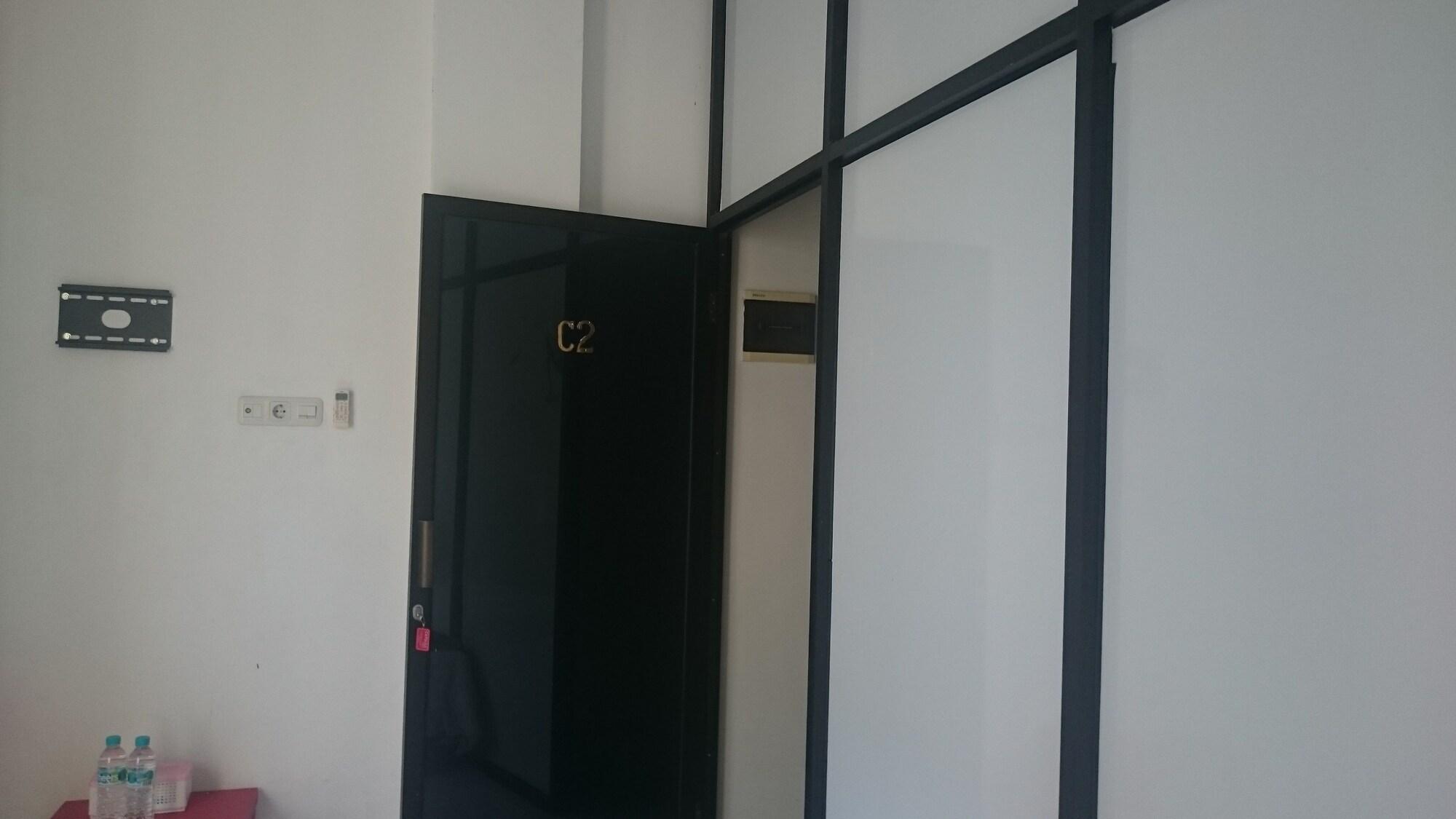 Capsule Homestay