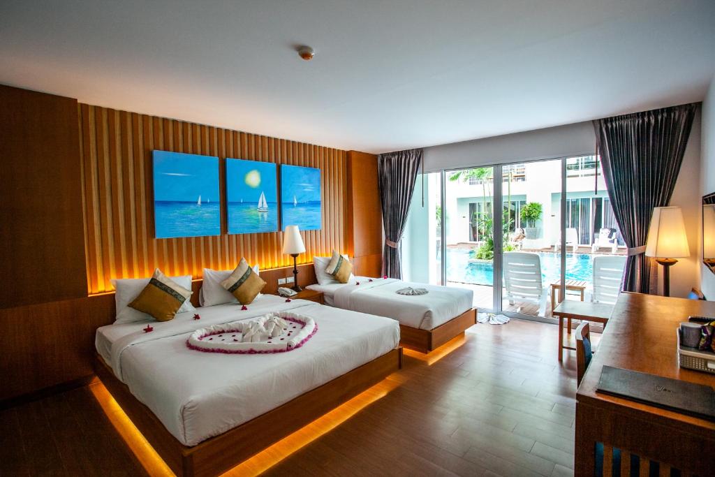 Phi Phi Harbour View Hotel by null