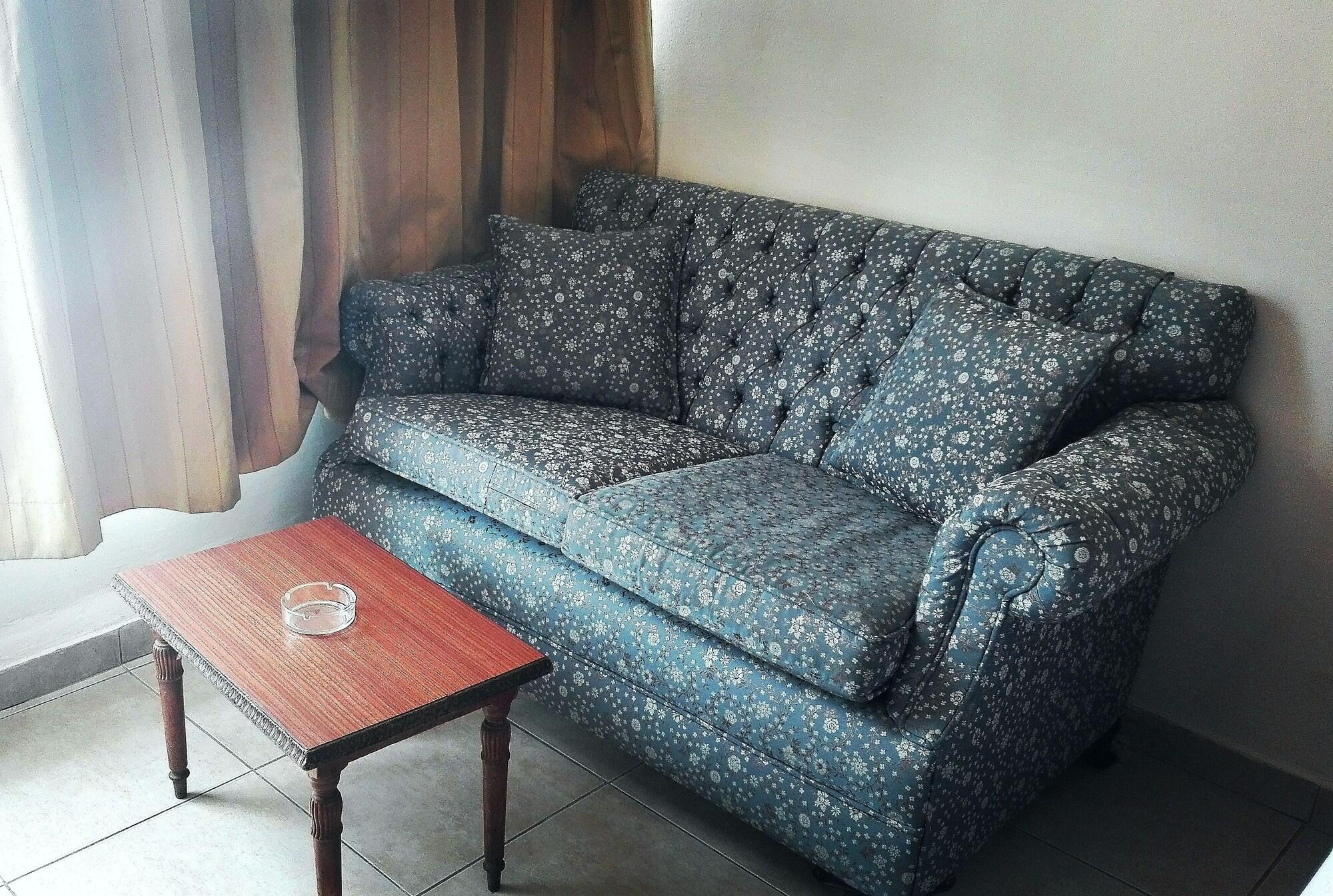 Canary Hotel by null