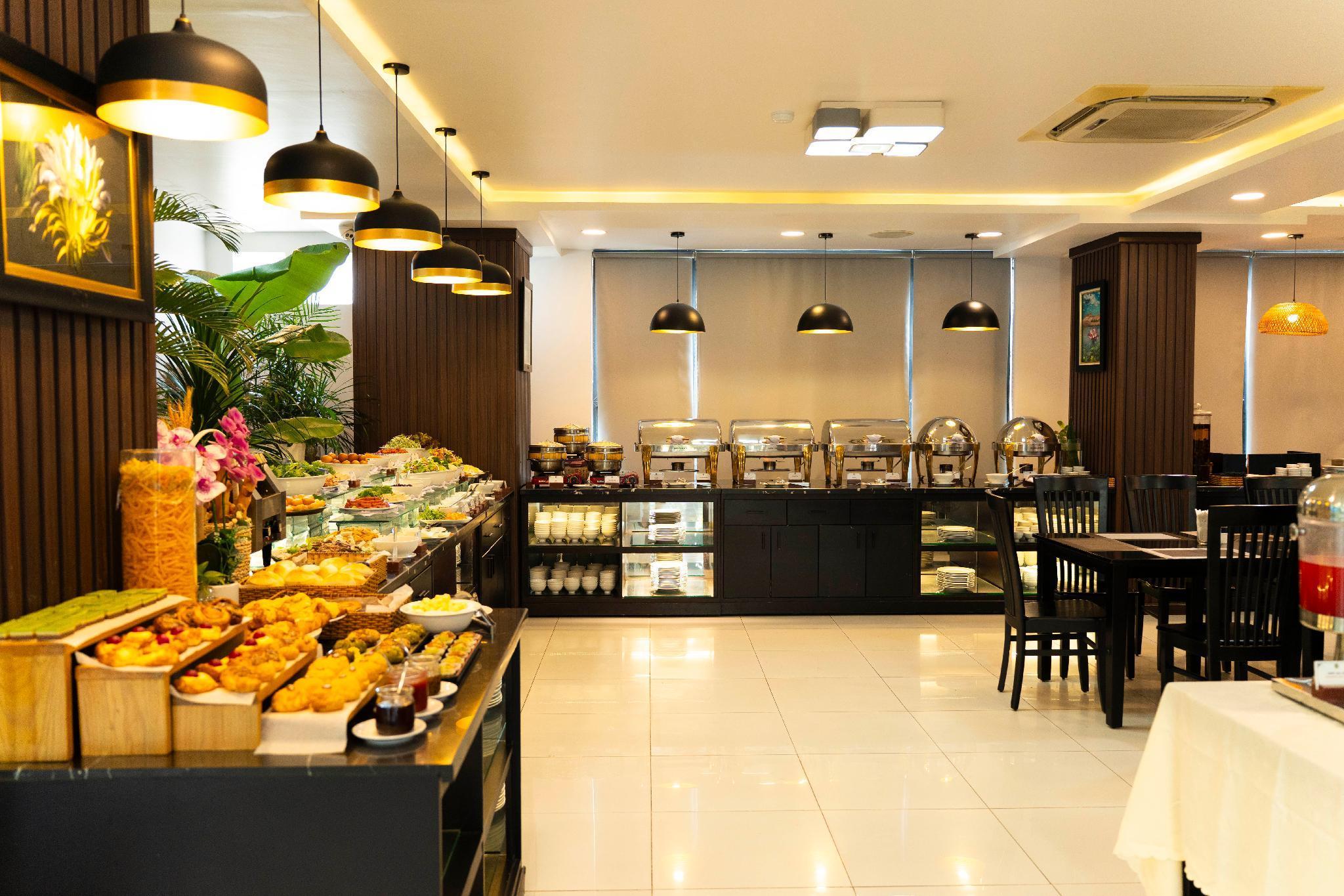 Hoang Long Hotel