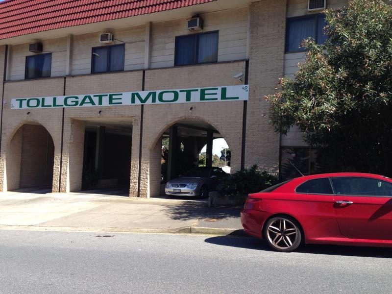 Tollgate Motel by null
