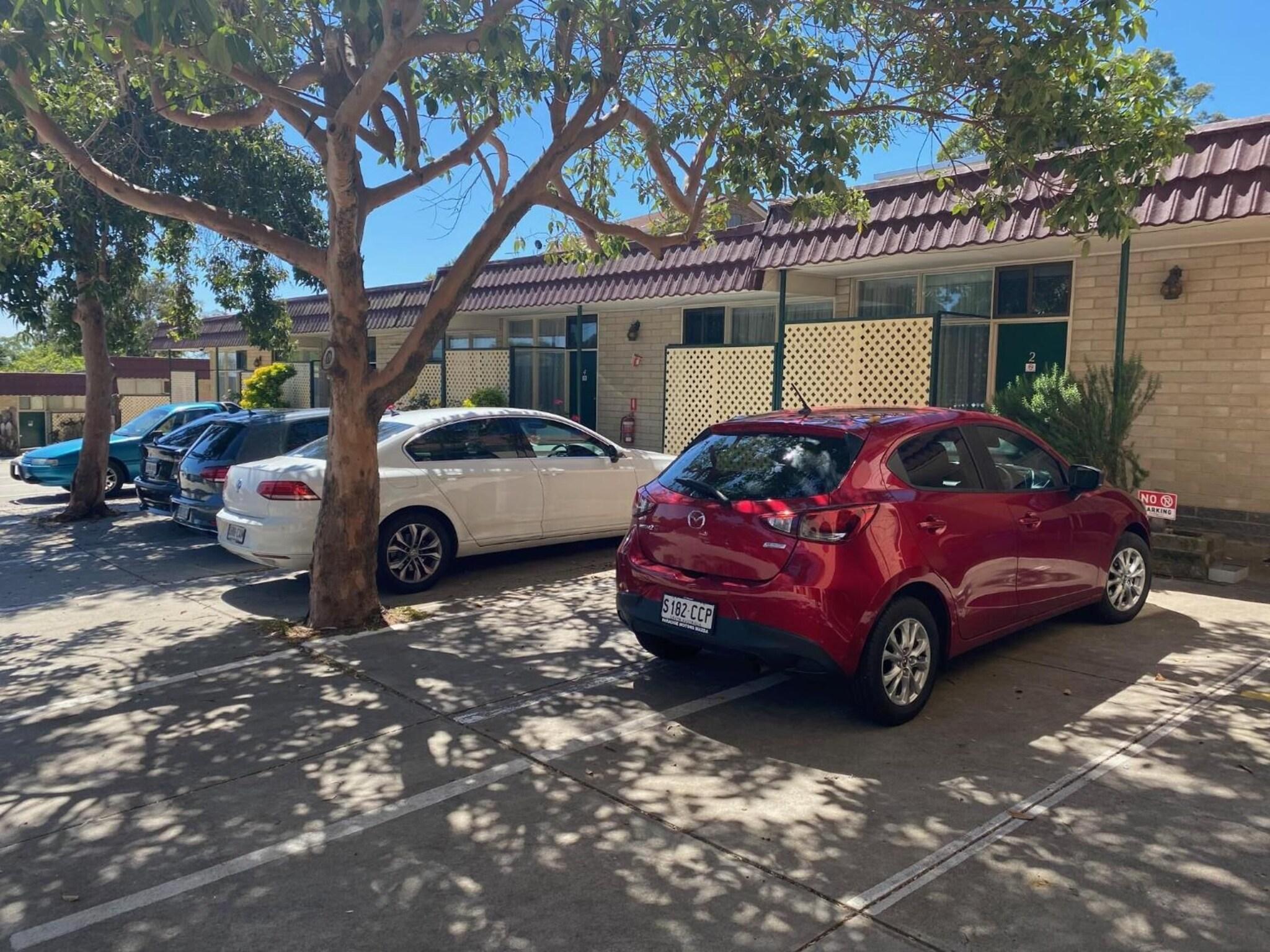 Tollgate Motel by null