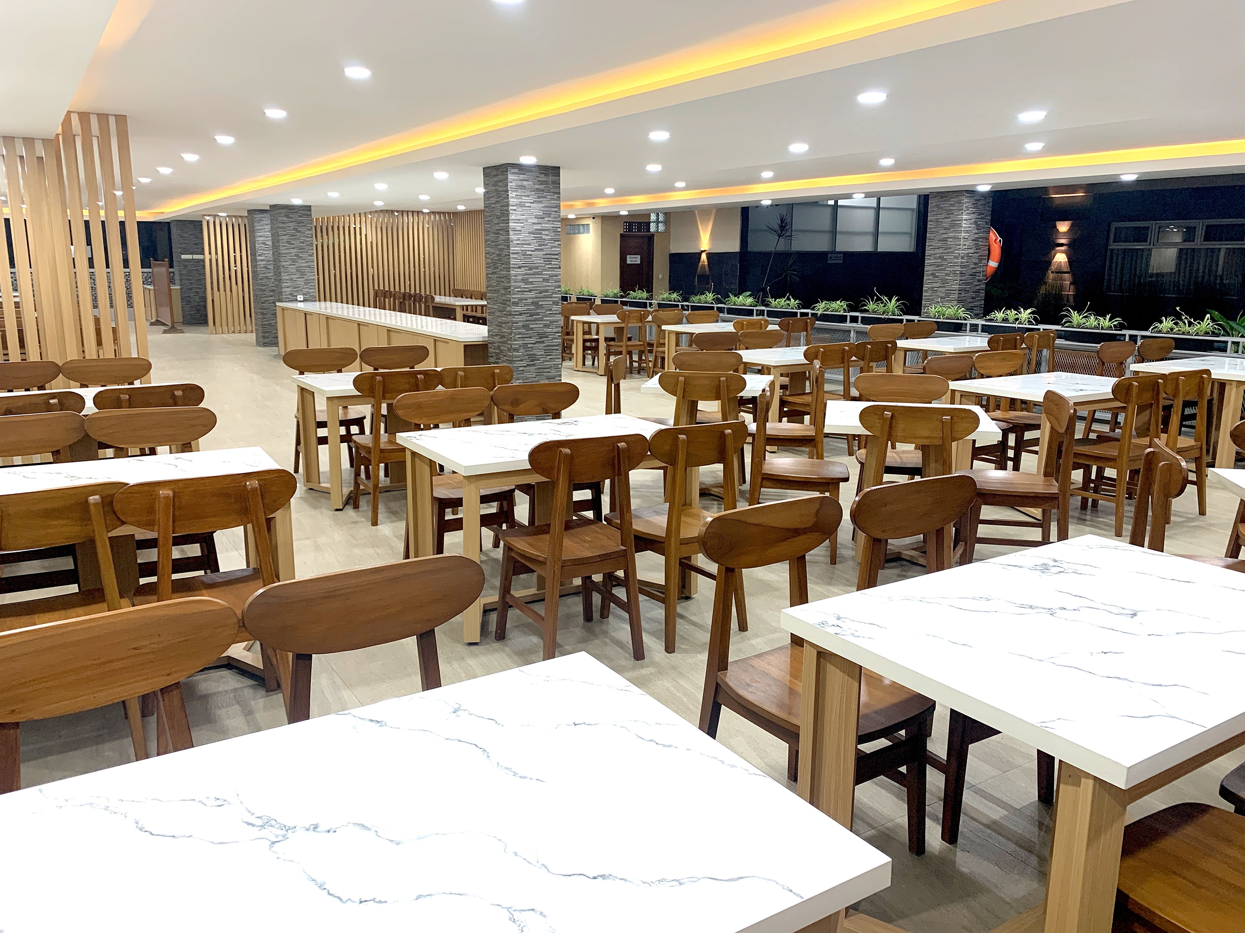 Hotel Bumi Makmur Indah by ZUZU