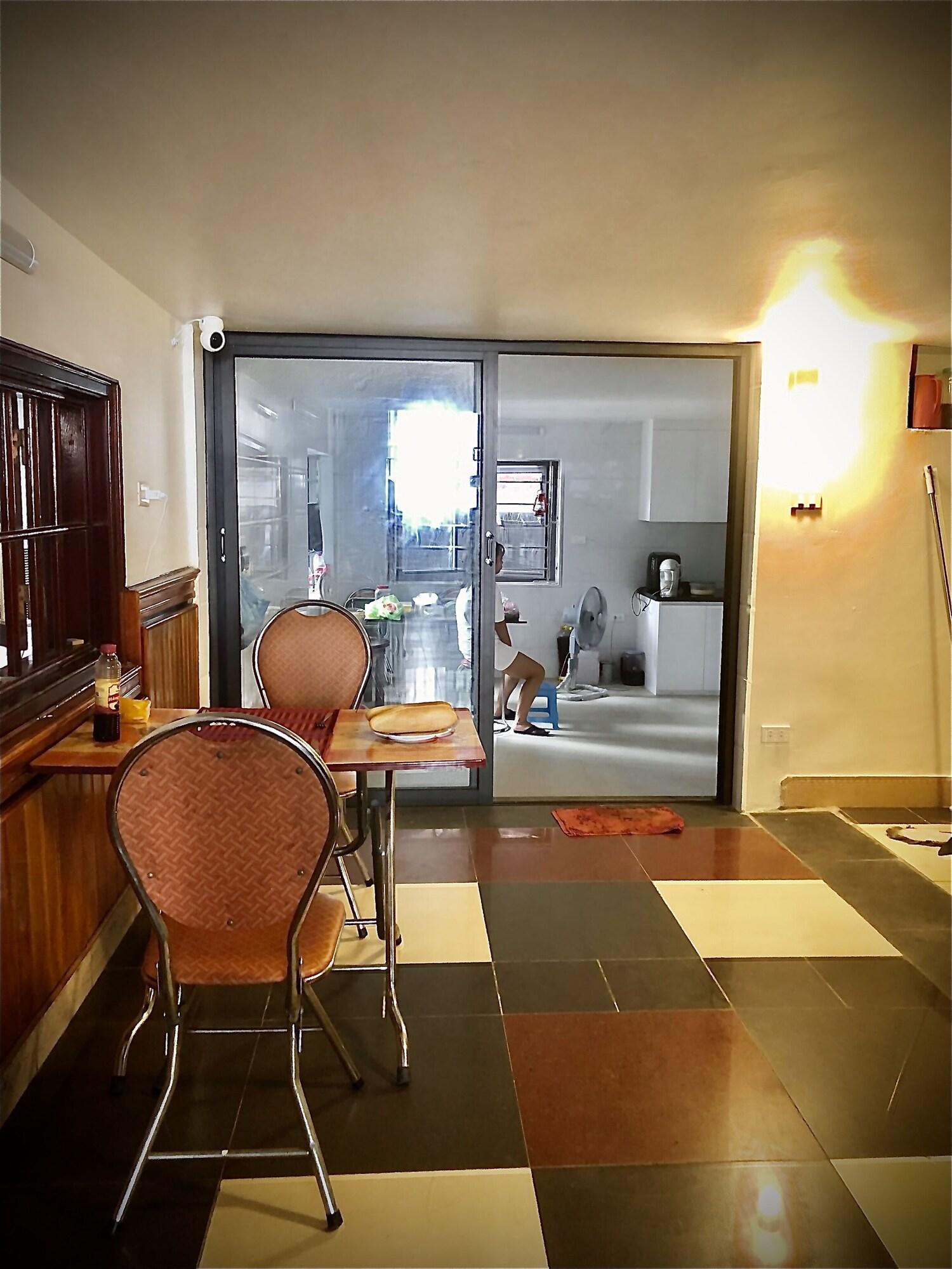 Viet Nhat Halong Hotel