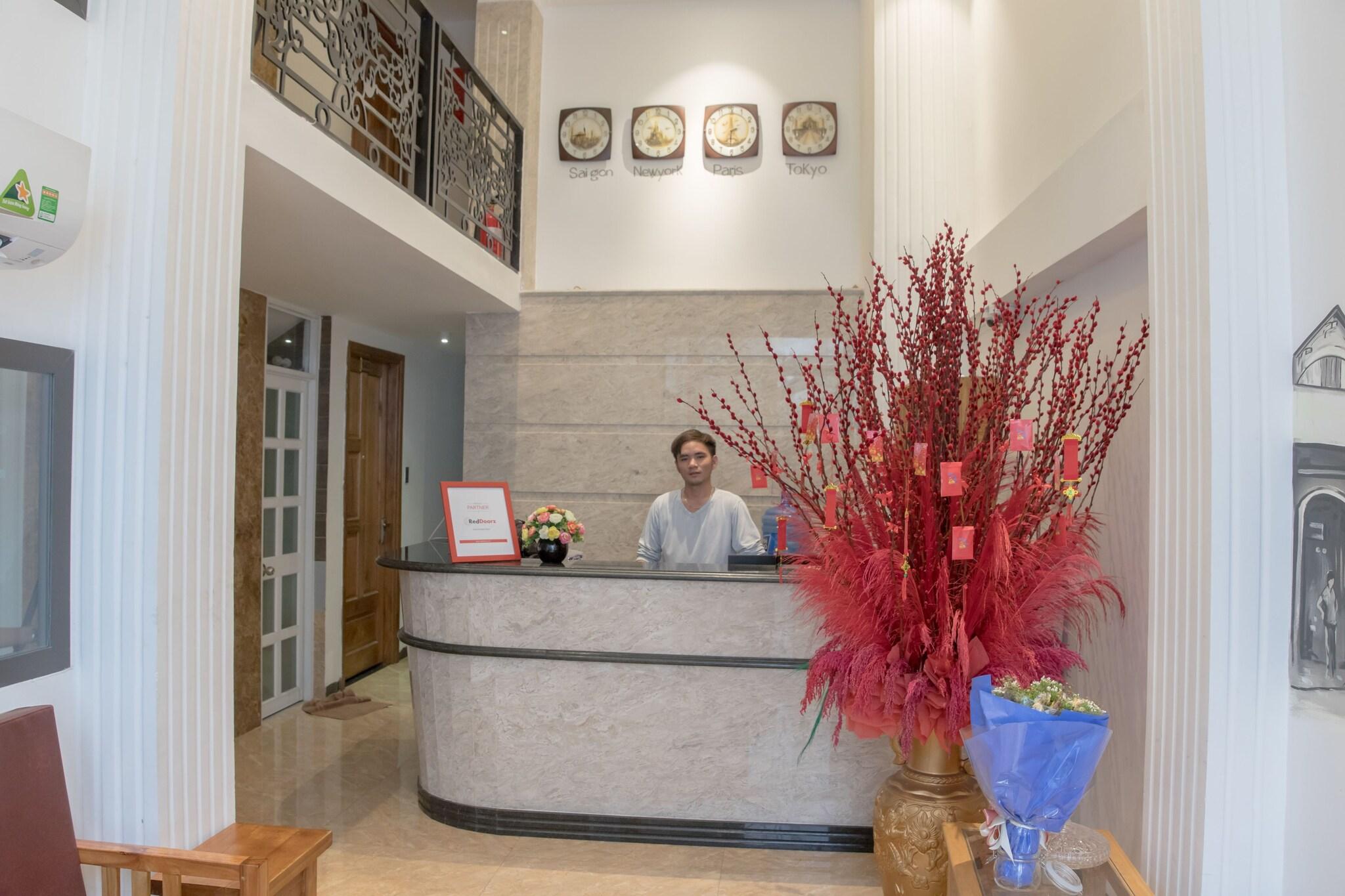 Laverne Hotel