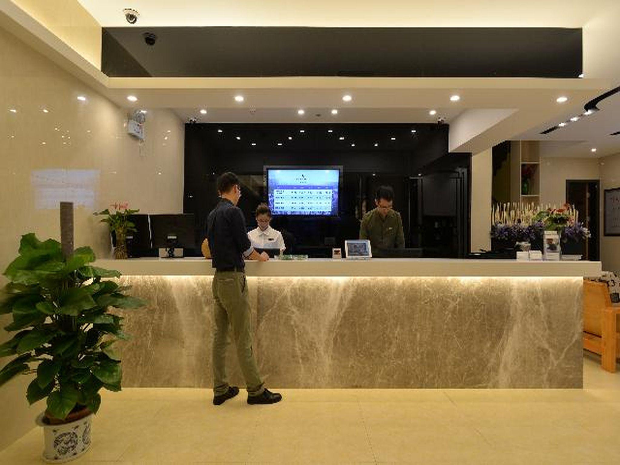 Lavande Hotel Guangzhou Tianhe Zhengjia Square