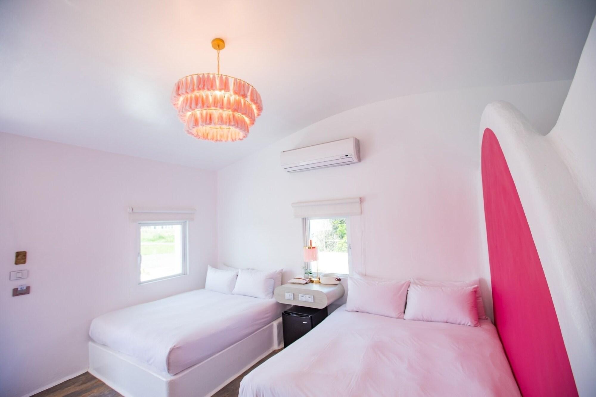 Kenting South Border Design Hotel