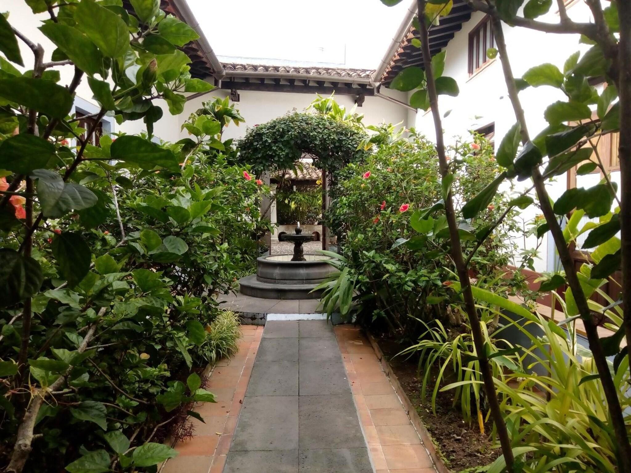 Meson Del Alferez Coatepec by null
