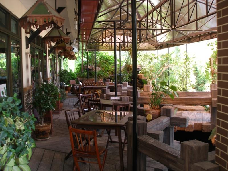 Rayong Lanna Hotel