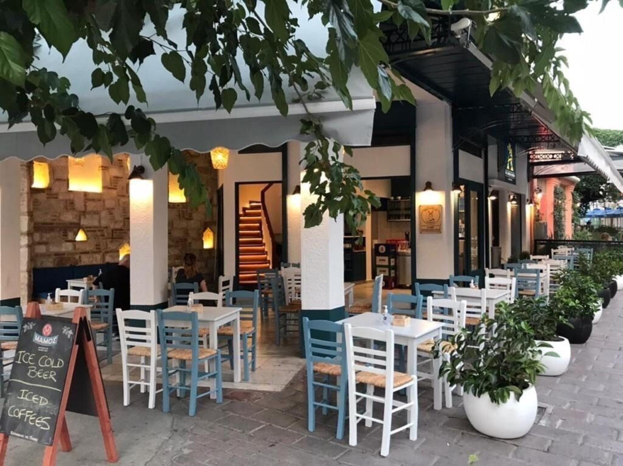 Athens Version Luxury Suites