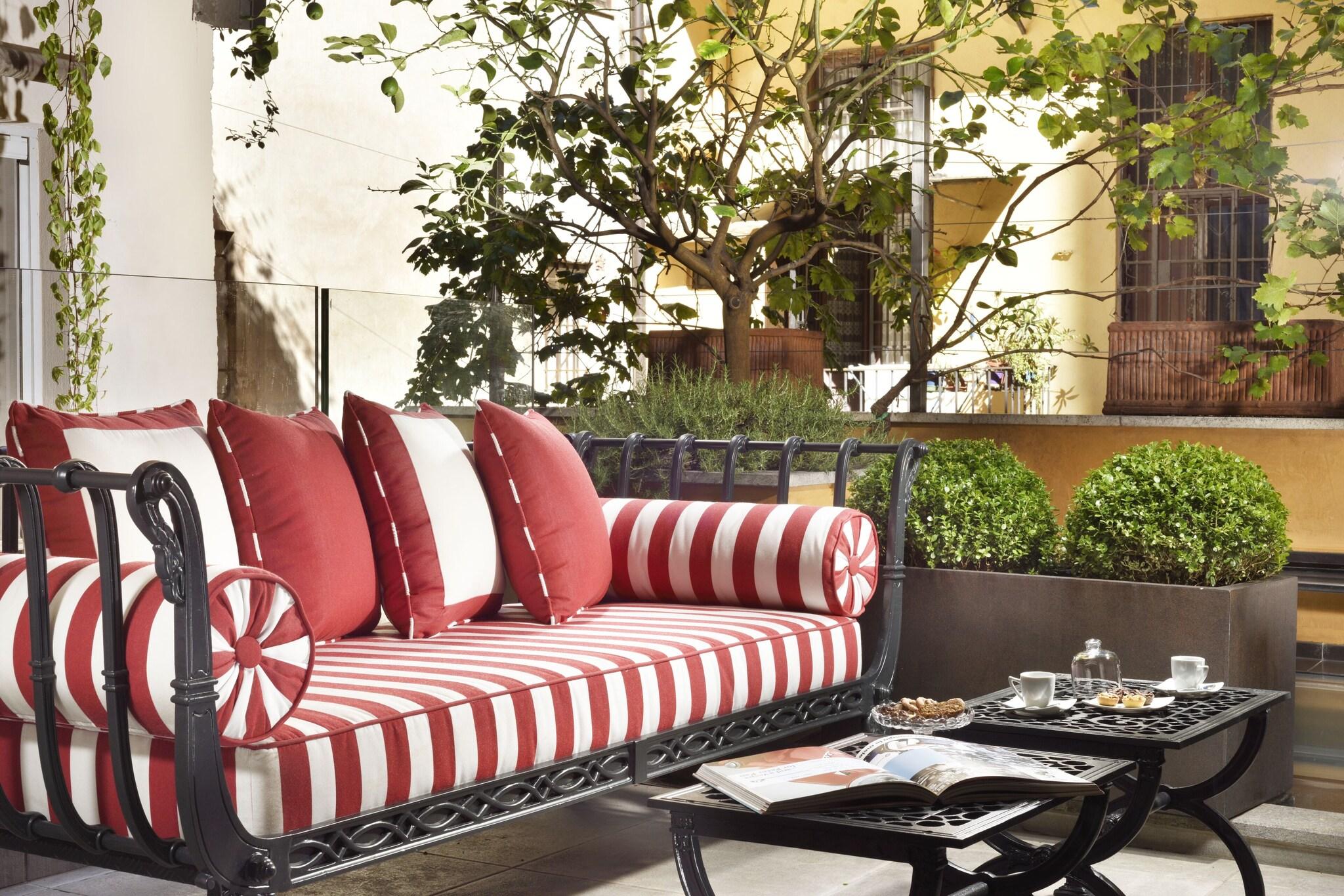 Hotel De' Ricci by null