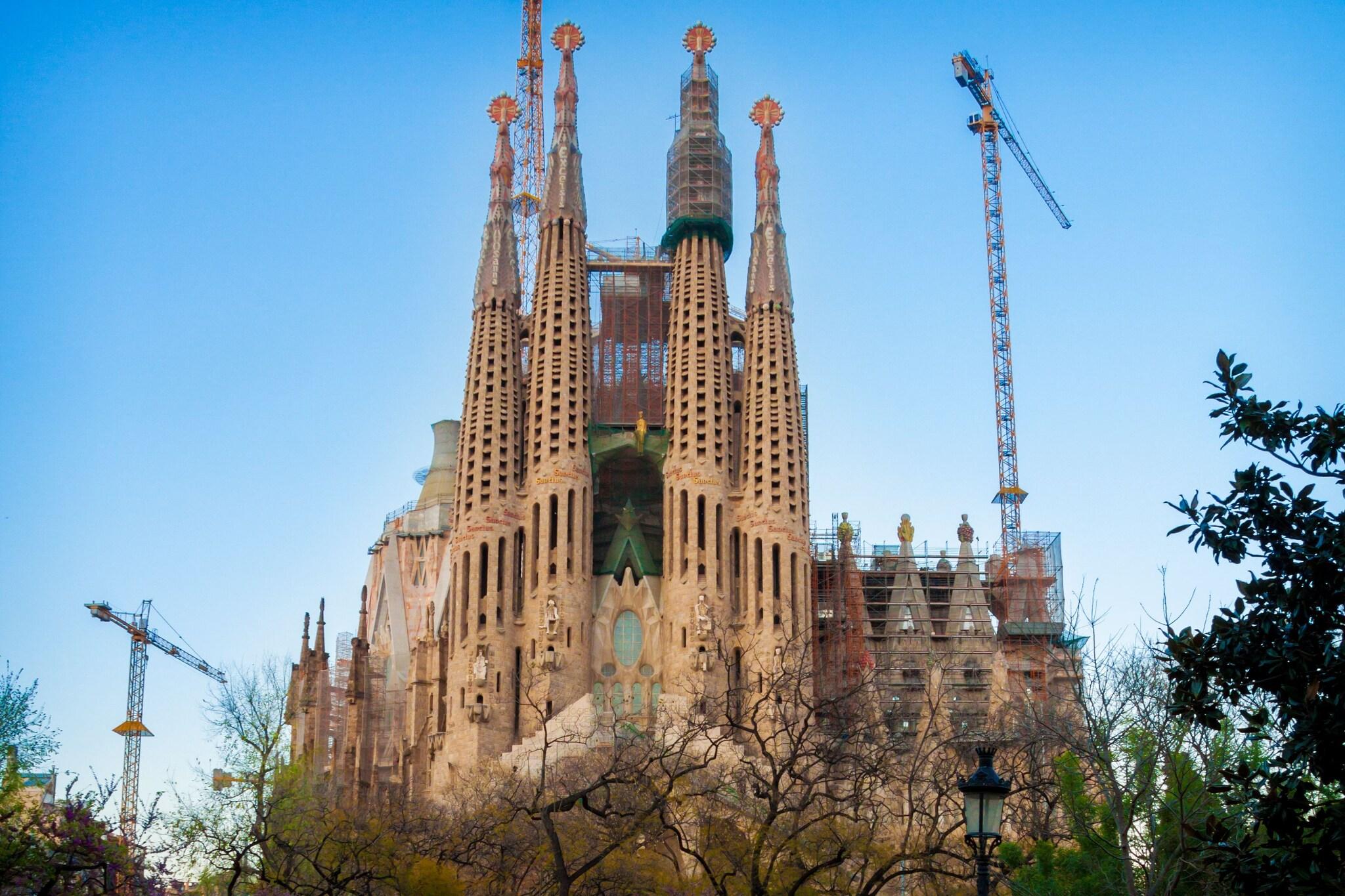 Sant Jordi Hostels Sagrada Familia image
