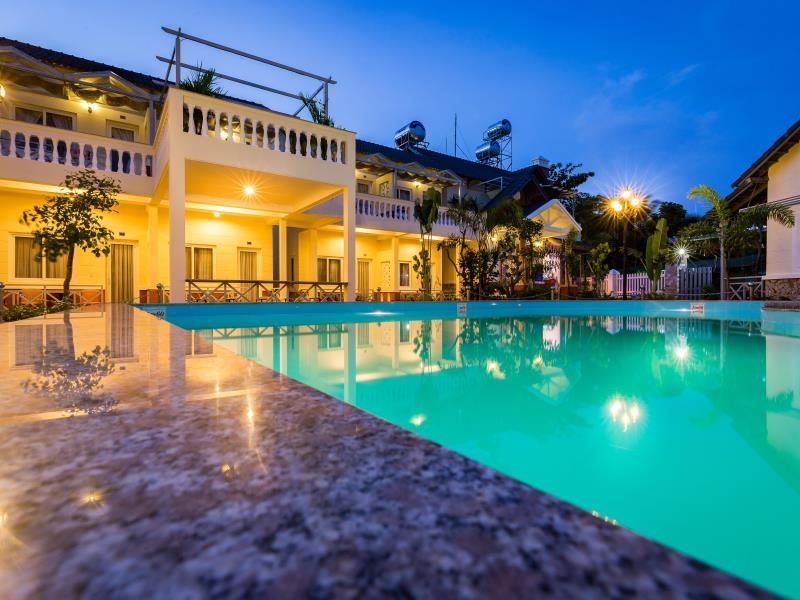 BLUE PARADISE RESORT - фото