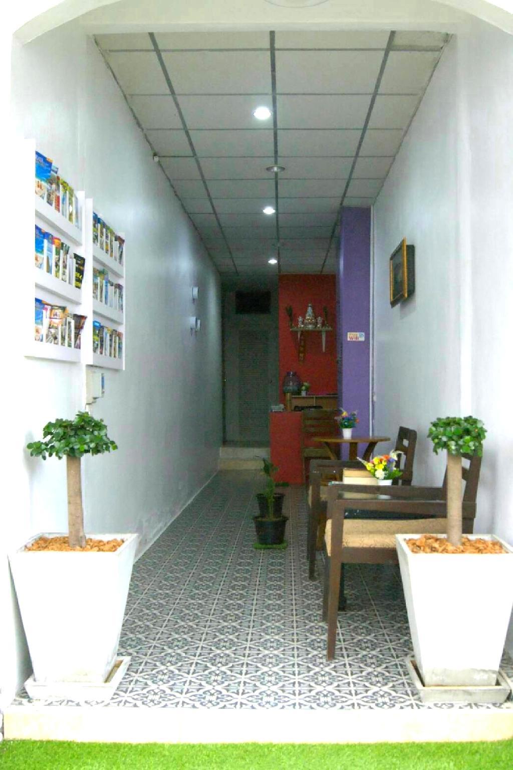 Enrico Hostel Patong