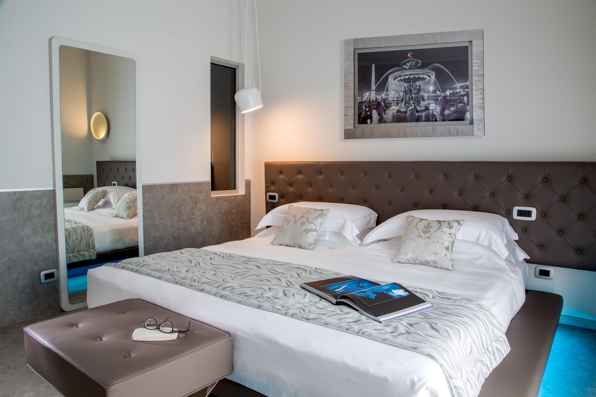 Montenapoleone Suites - photo