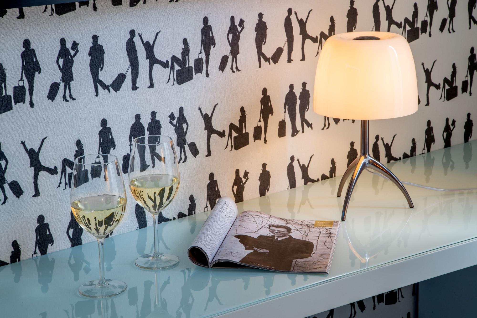 Montenapoleone Suites - photo