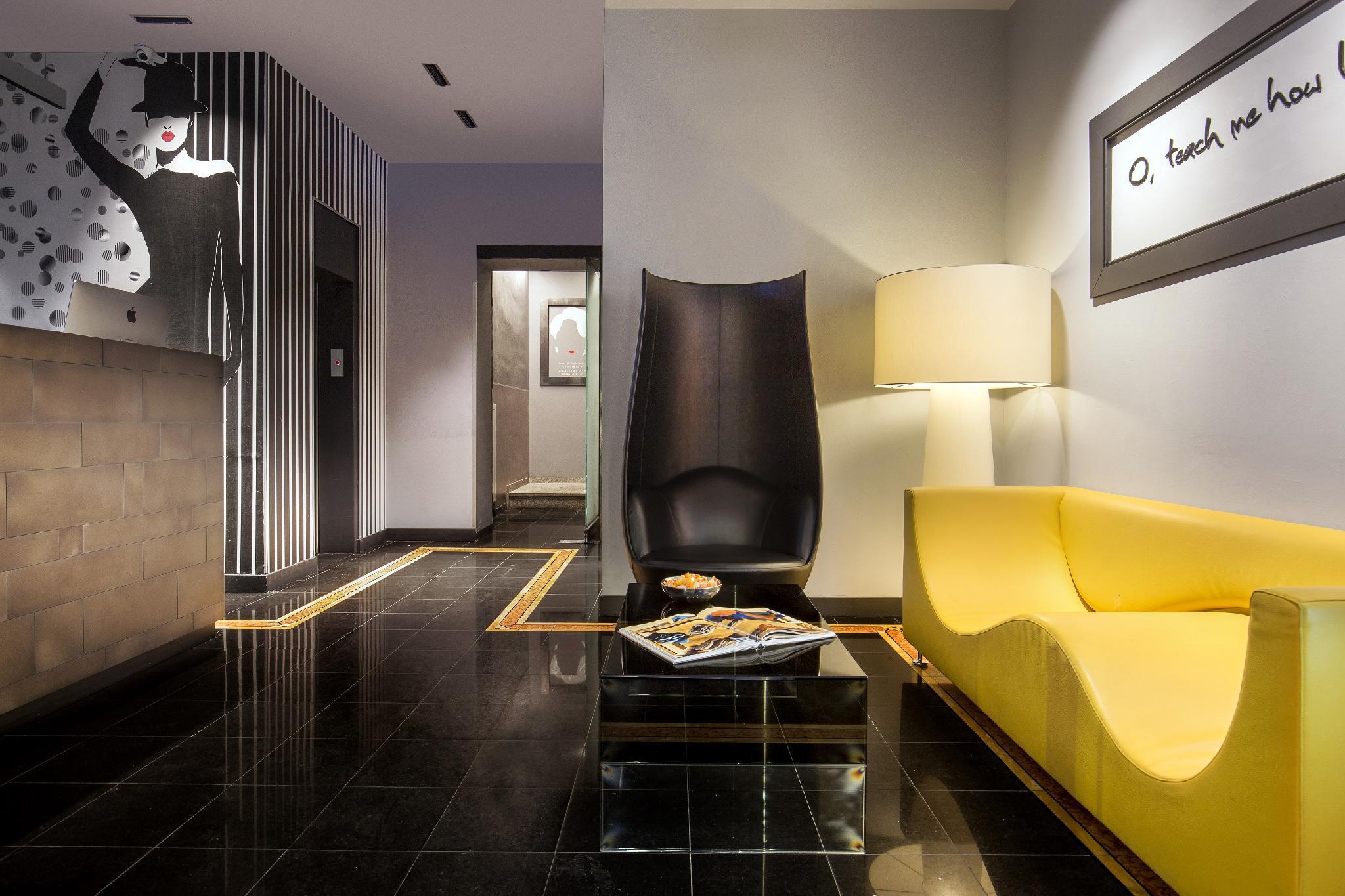 Montenapoleone Suites - photo