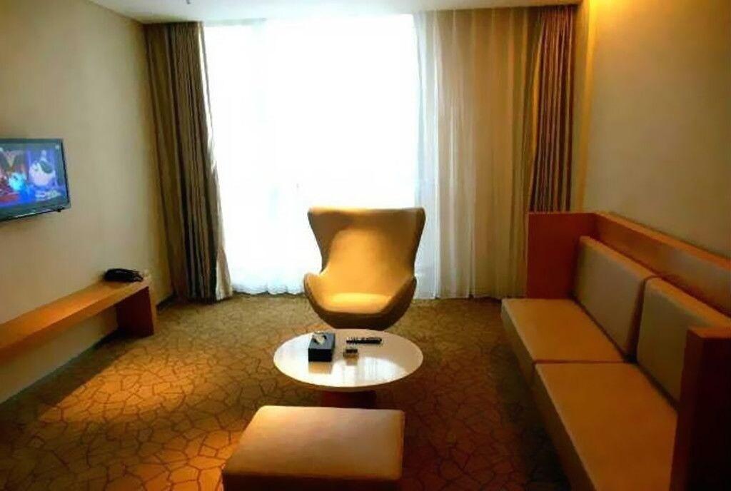 Jinjiang Metropolo Hotel Nangchang Honggutan Wanda