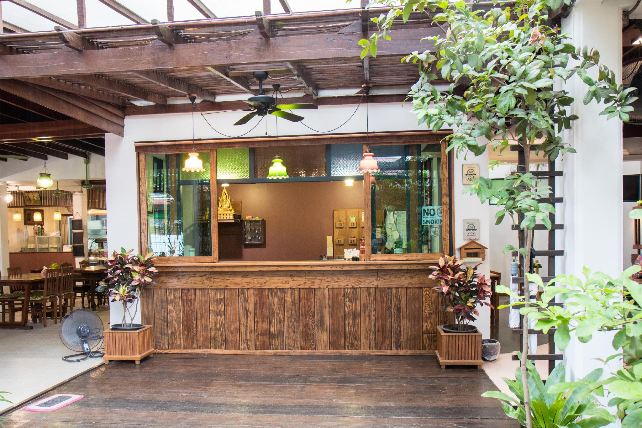 Pak Chiang Mai Guesthouse