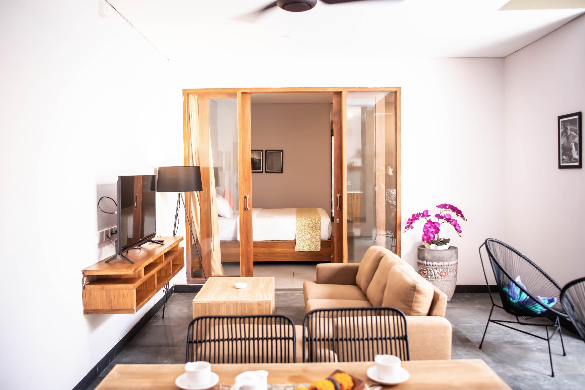 Apple Villa and Studio Seminyak - photo