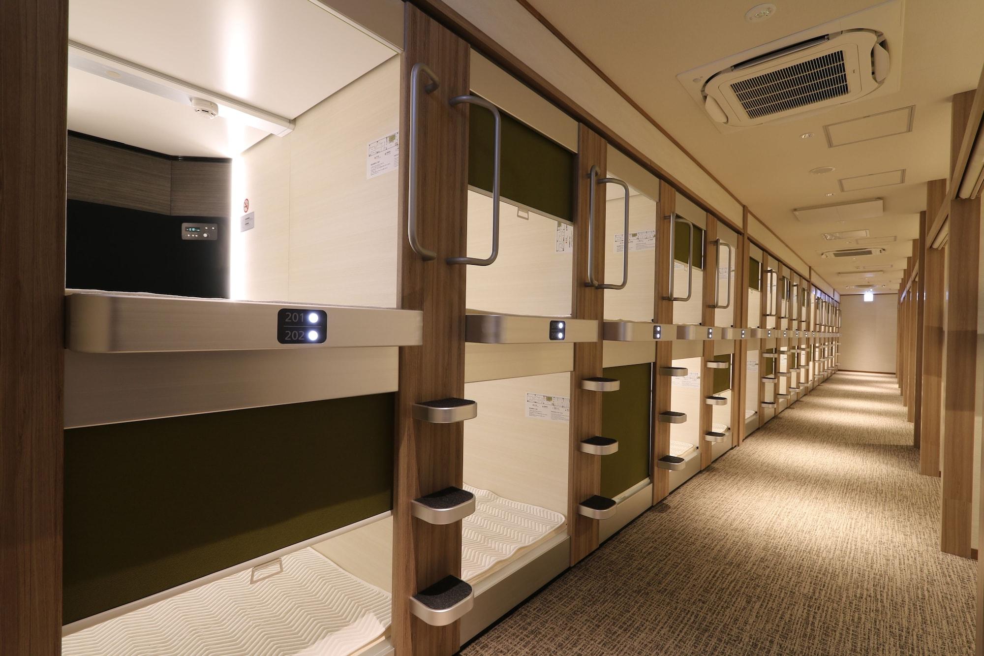 Cabin & Capsule Hotel J-SHIP Osaka Namba