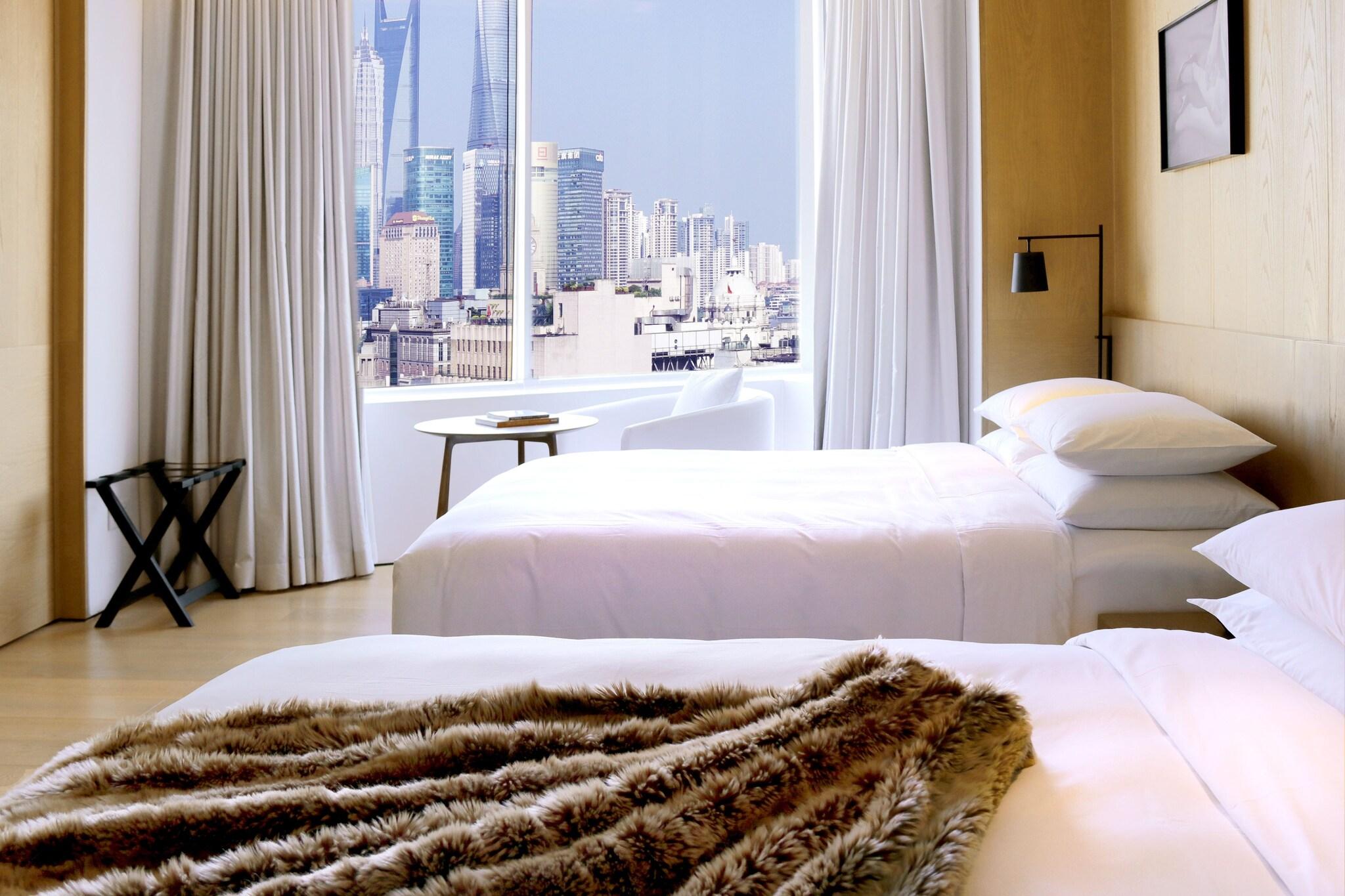 The Shanghai EDITION by null