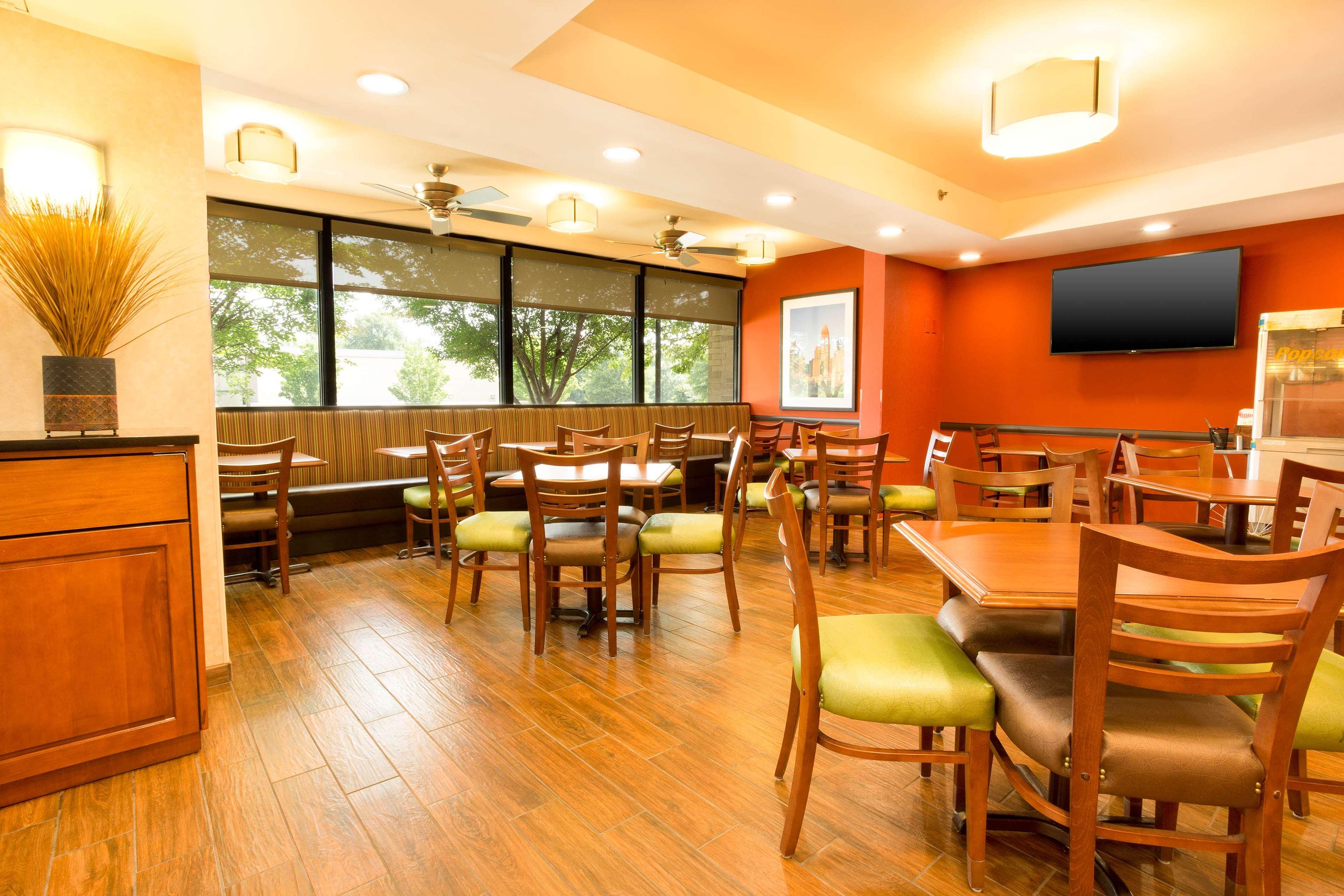 Drury Inn Suites Charlotte University Place