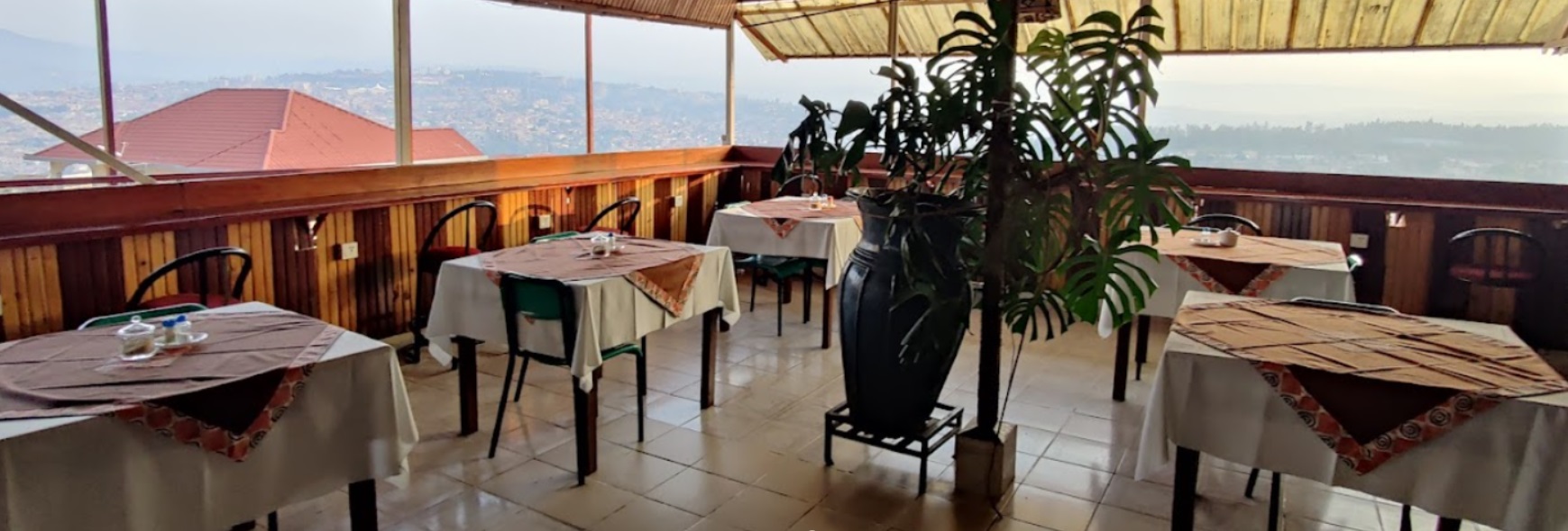 Hotel Okapi