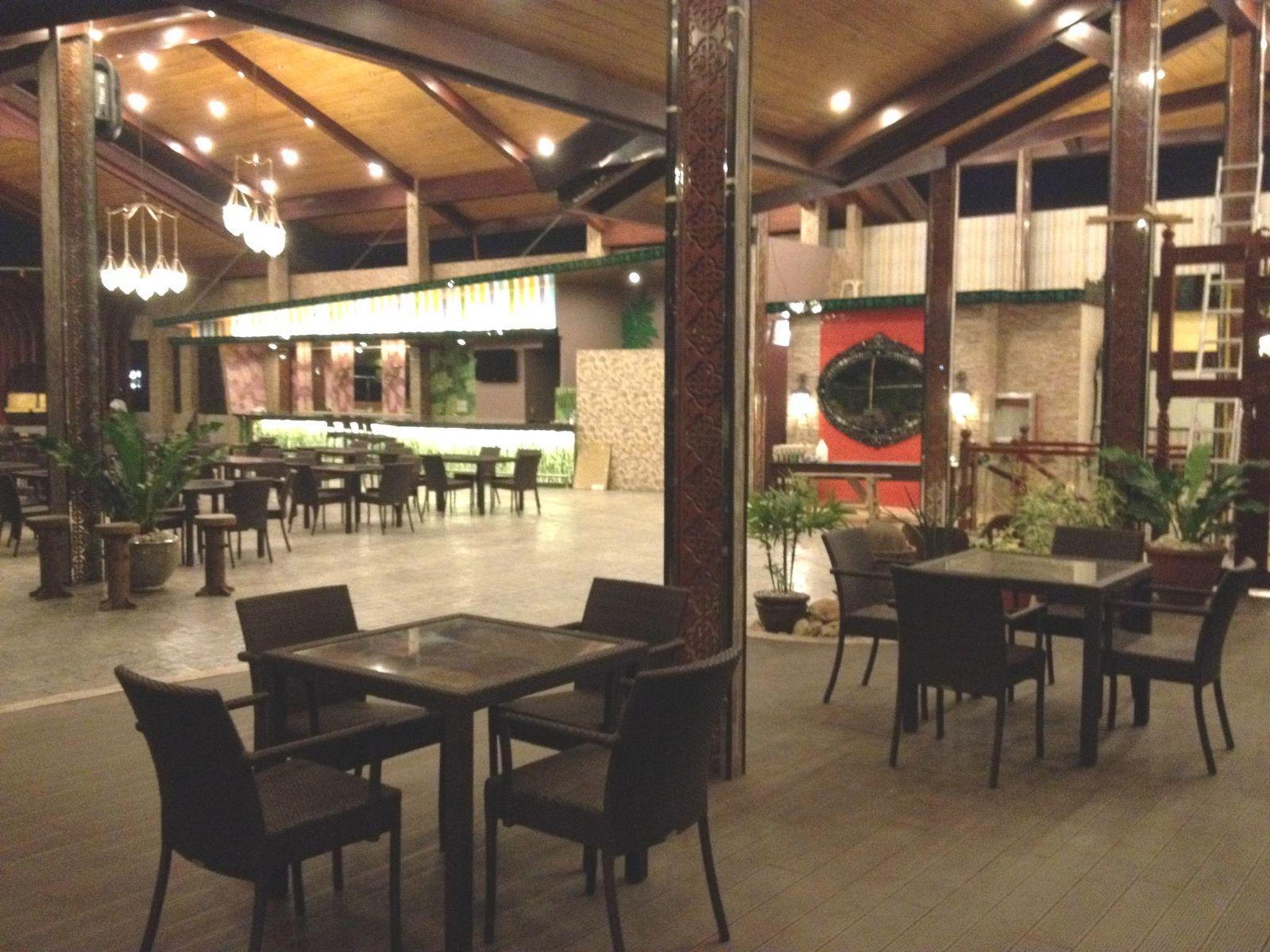 Pearlmont Hotel