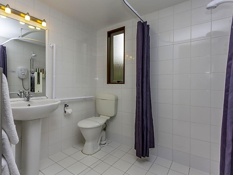 Deans Bush Motel on Riccarton
