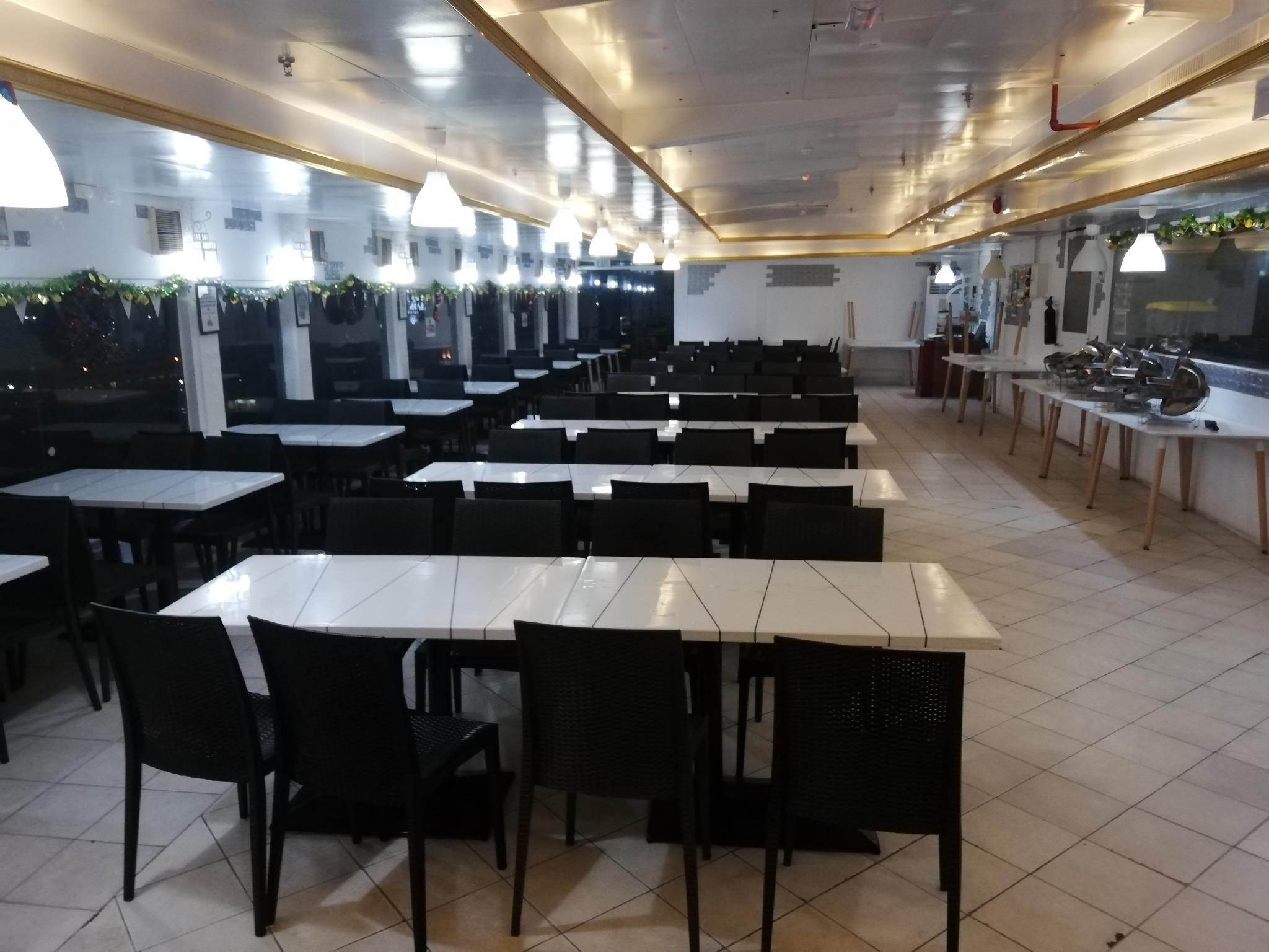 Kings Park Hotel