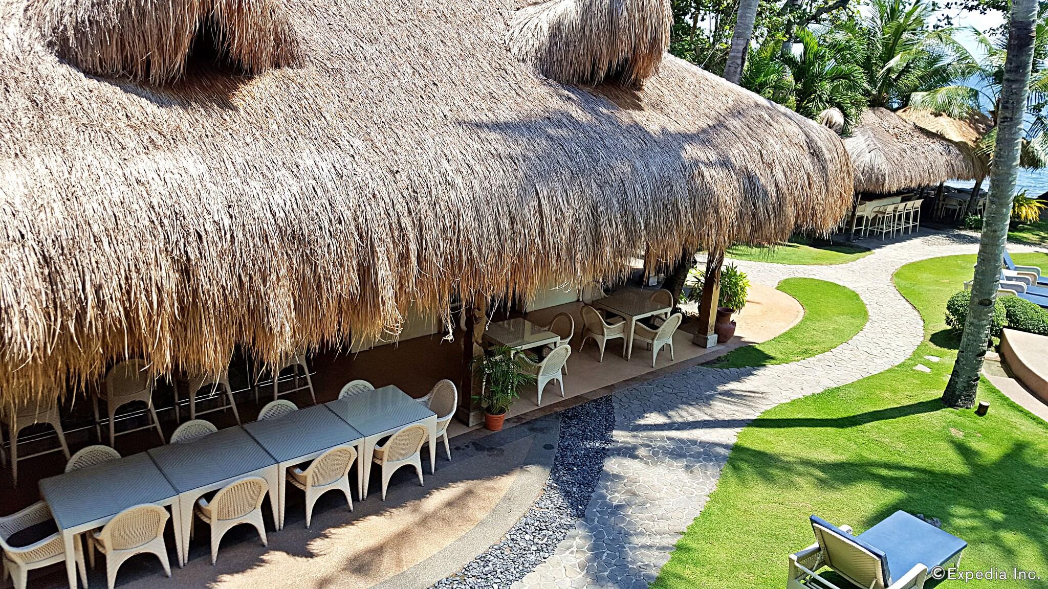 Mike's Dauin Dive Resort