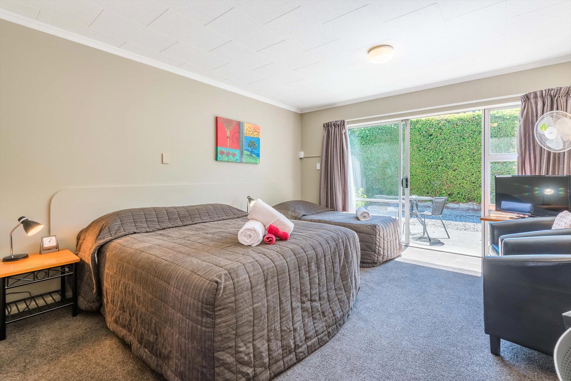 Manuka Crescent Motel